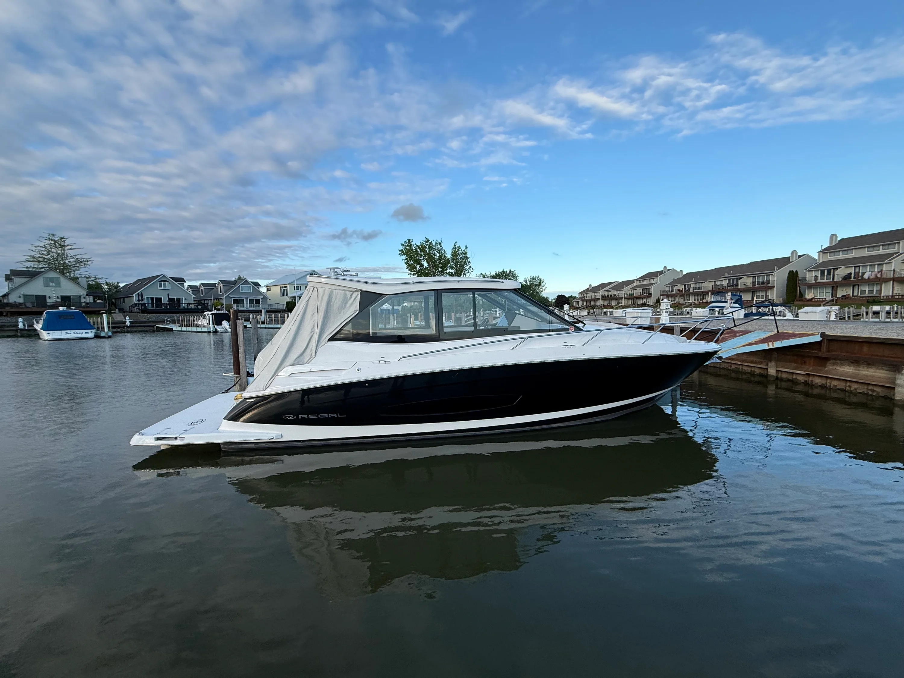 2022 Regal 36 Grande Coupe Image Thumbnail #1
