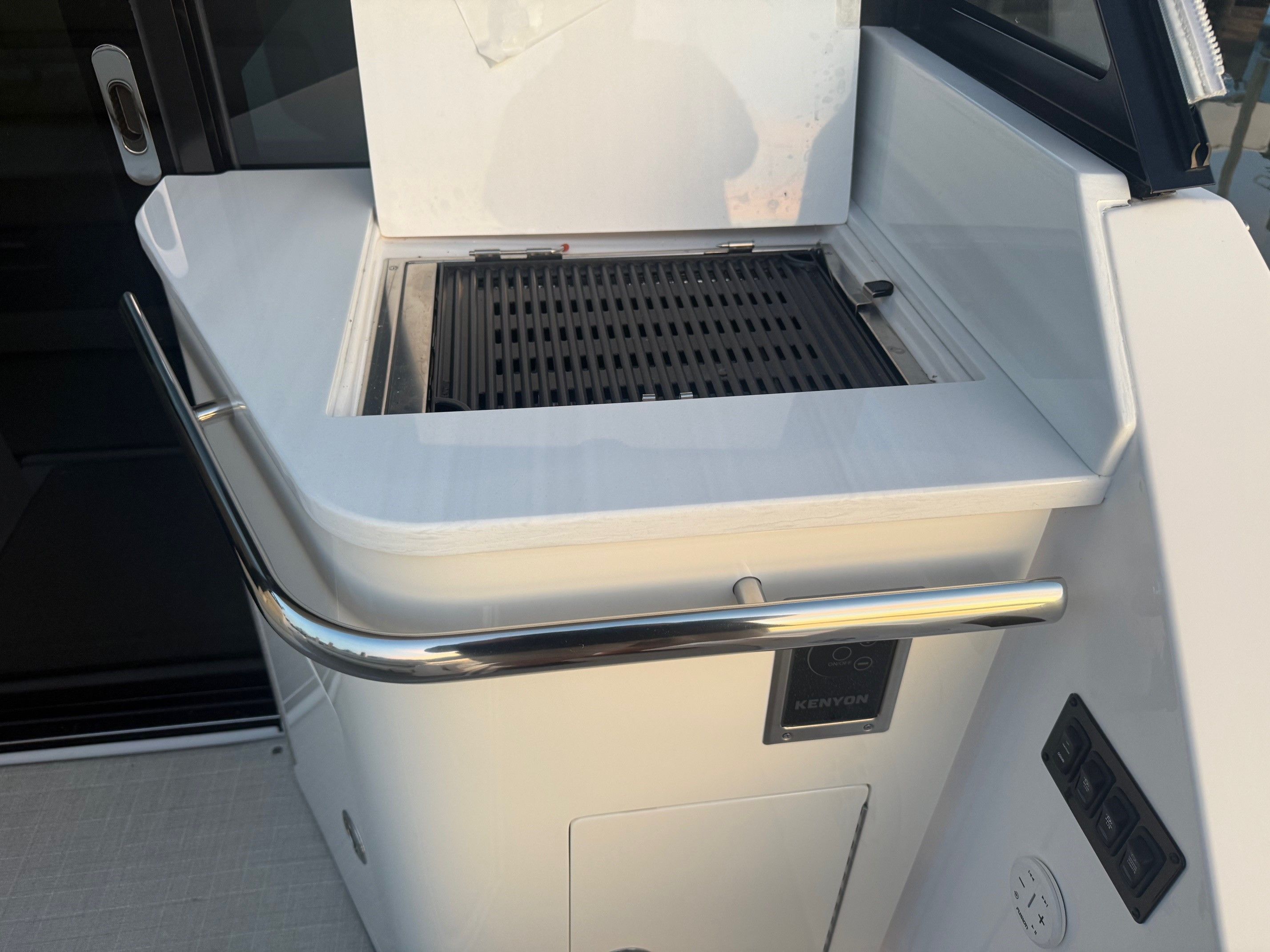 2022 Regal 36 GRANDE COUPE Image Thumbnail #9