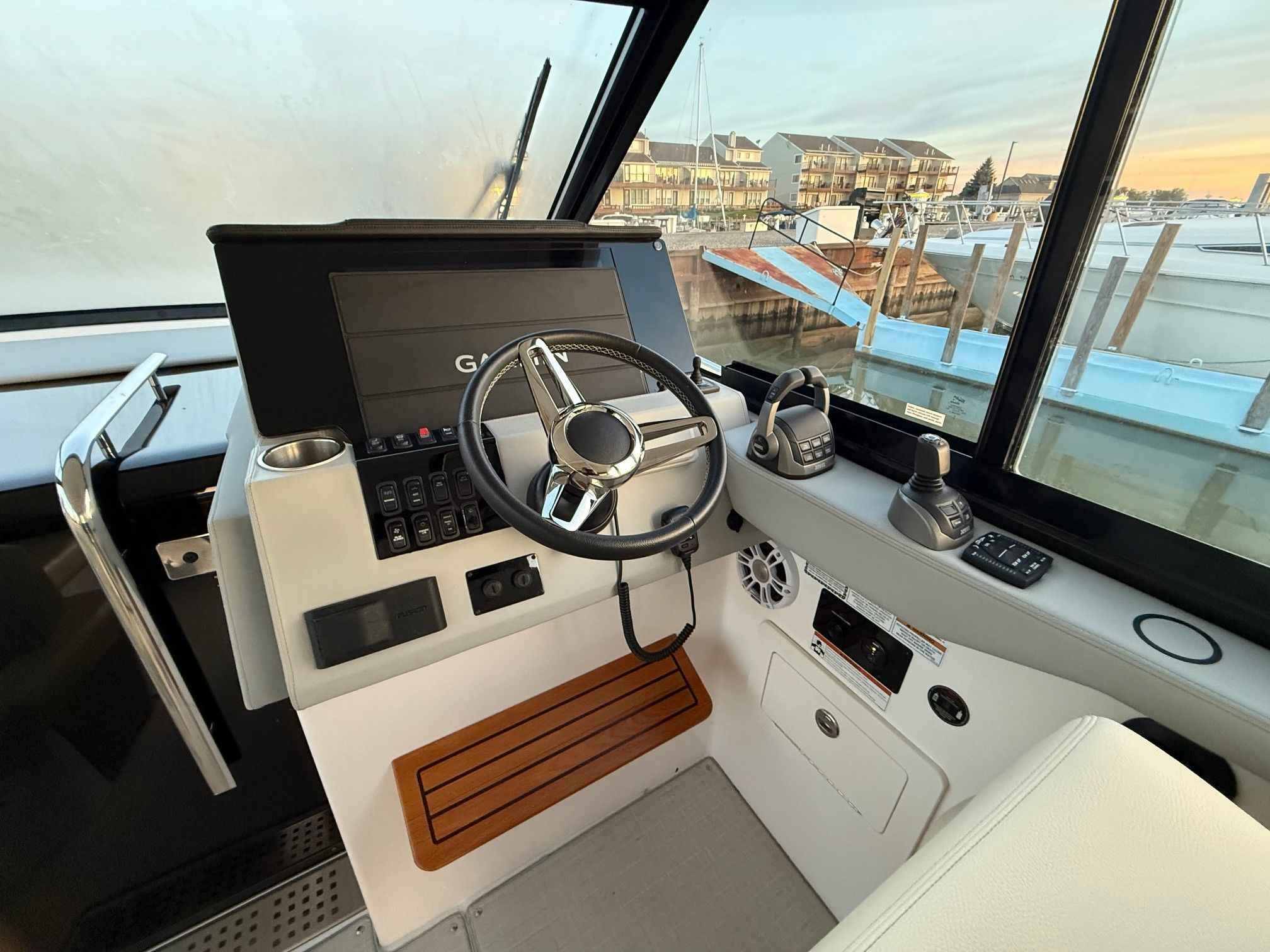 2022 Regal 36 GRANDE COUPE Image Thumbnail #7