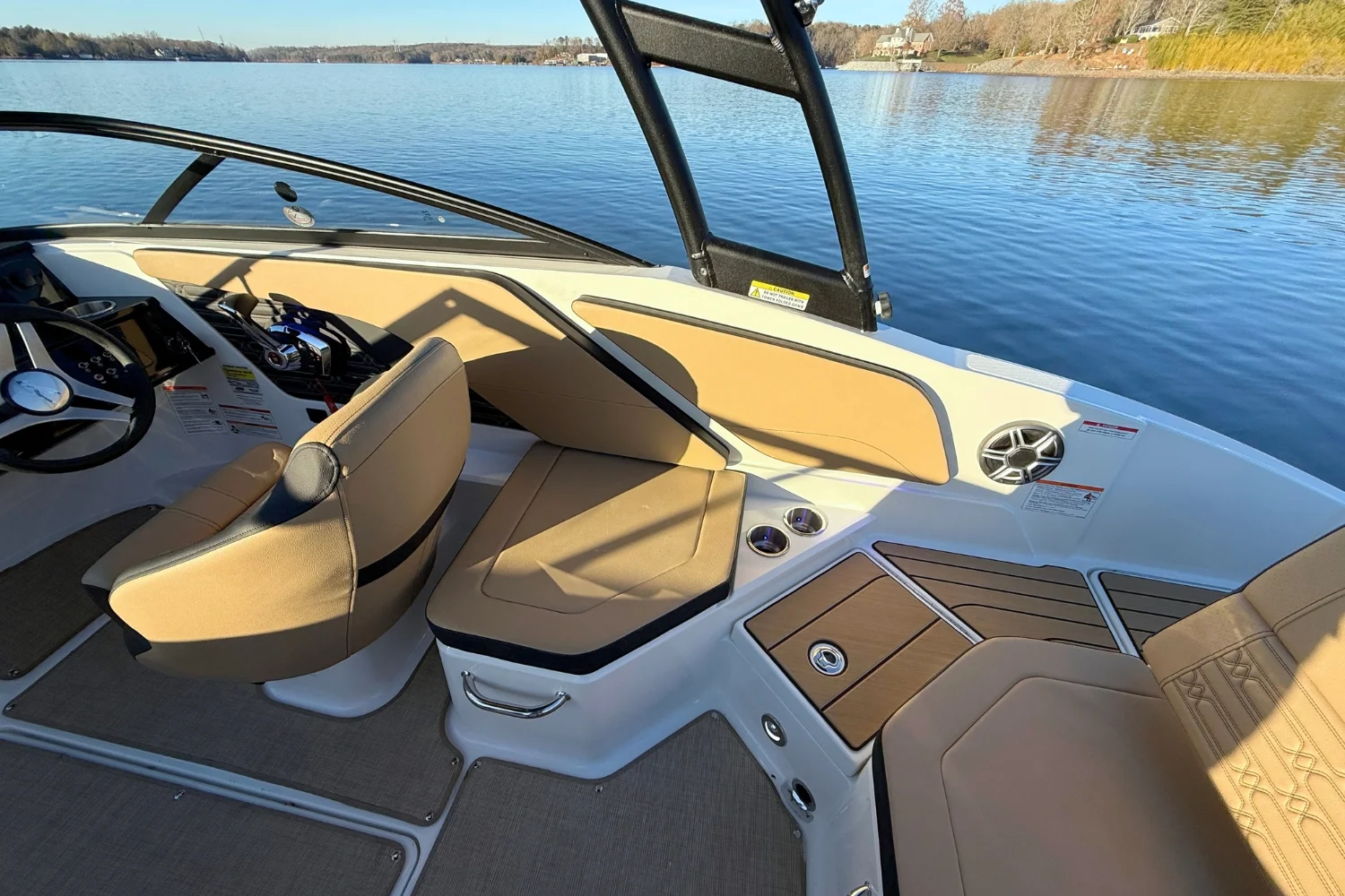 2026 Sea Ray SPX 210 Outboard Image Thumbnail #13