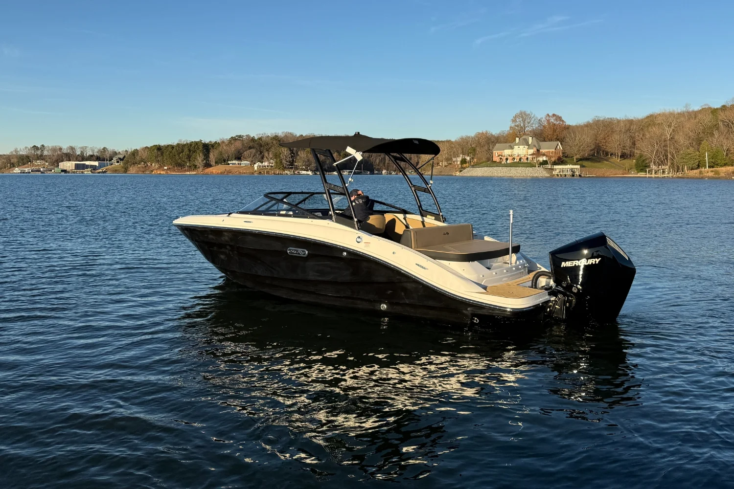 2026 Sea Ray SPX 210 Outboard Image Thumbnail #2