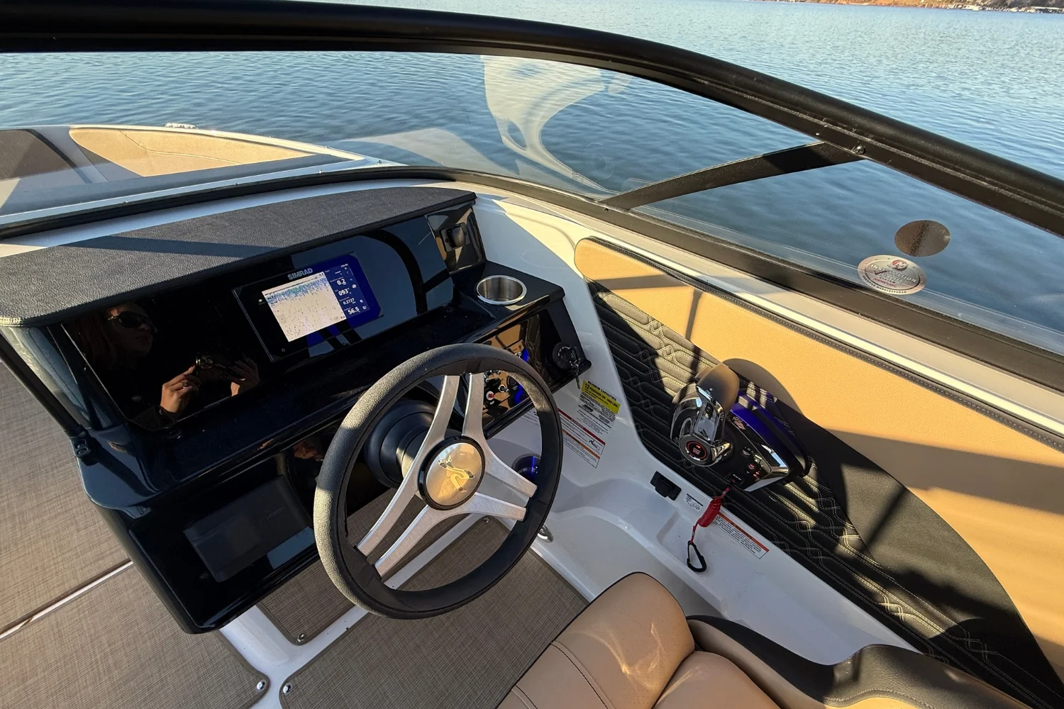 2026 Sea Ray SPX 210 Outboard Image Thumbnail #23