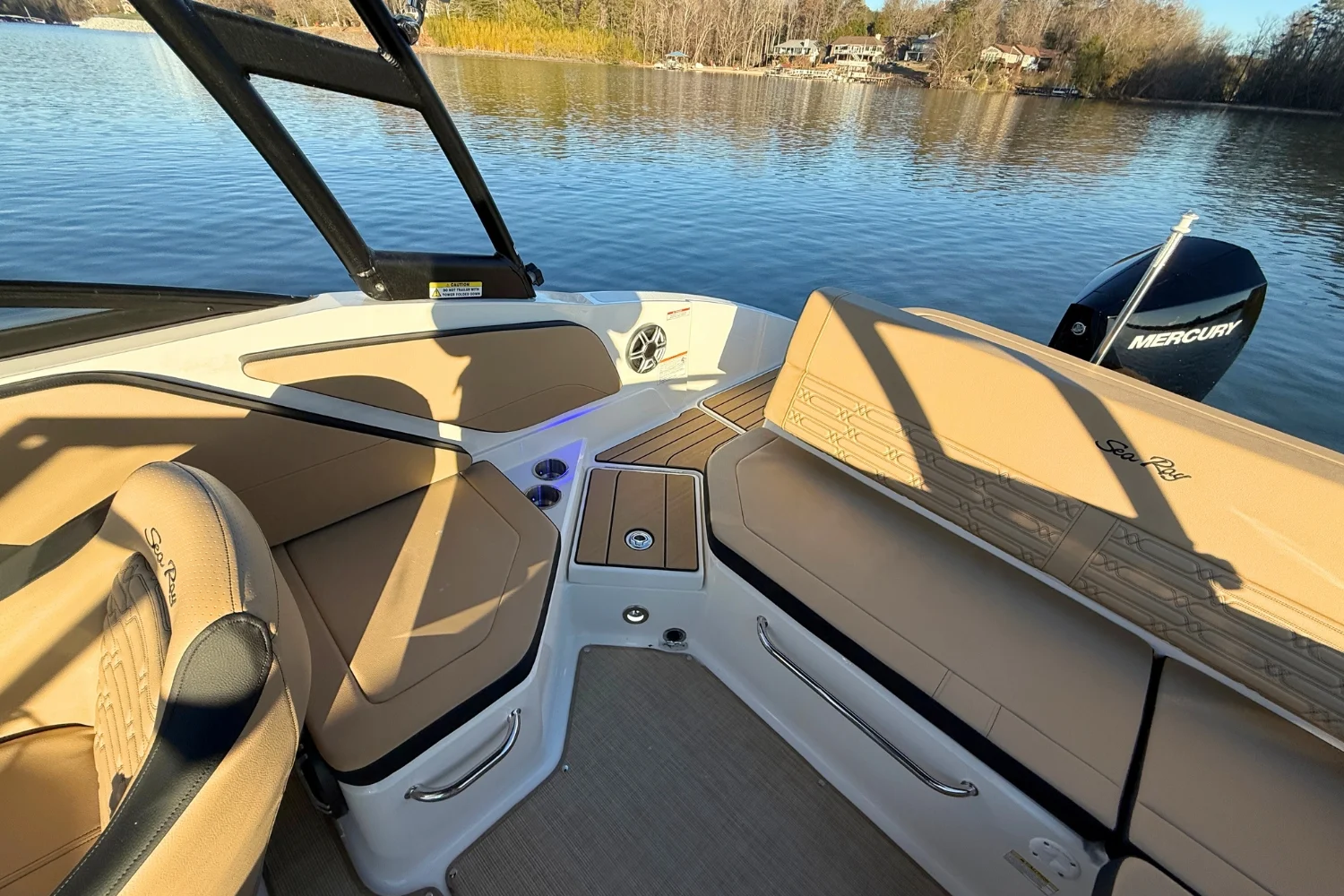 2026 Sea Ray SPX 210 Outboard Image Thumbnail #12