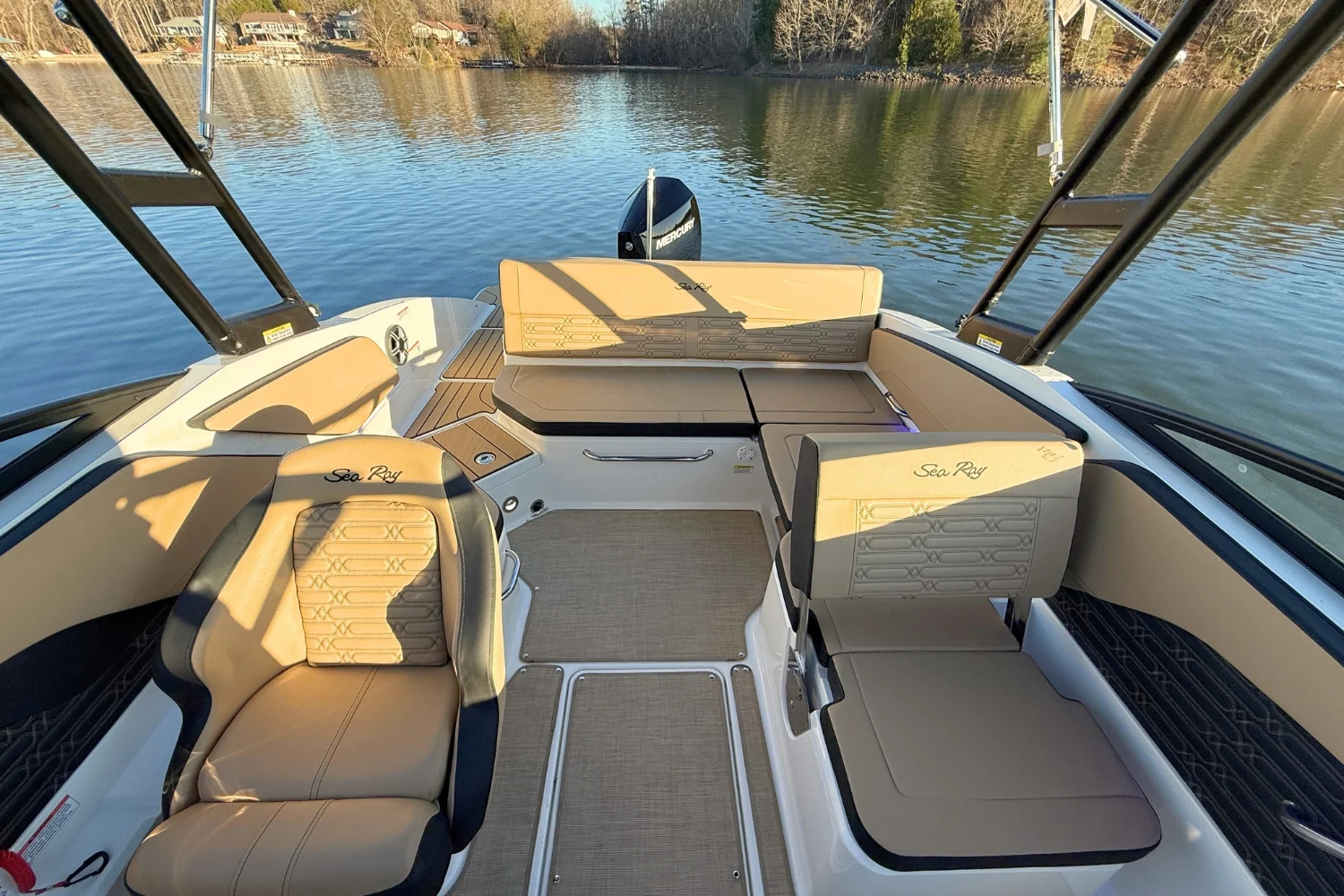 2026 Sea Ray SPX 210 Outboard Image Thumbnail #27