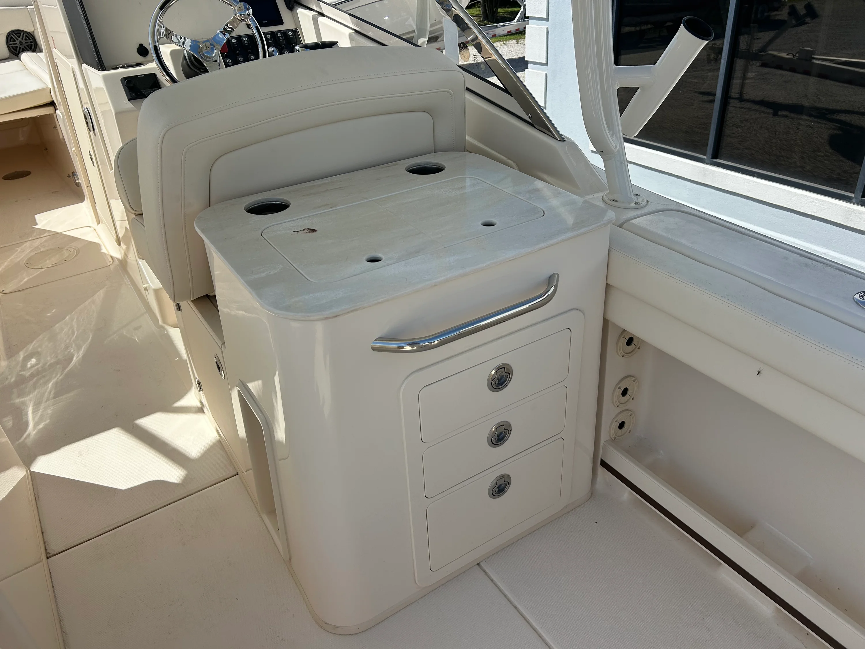 2026 Grady-White Freedom 275 Image Thumbnail #12