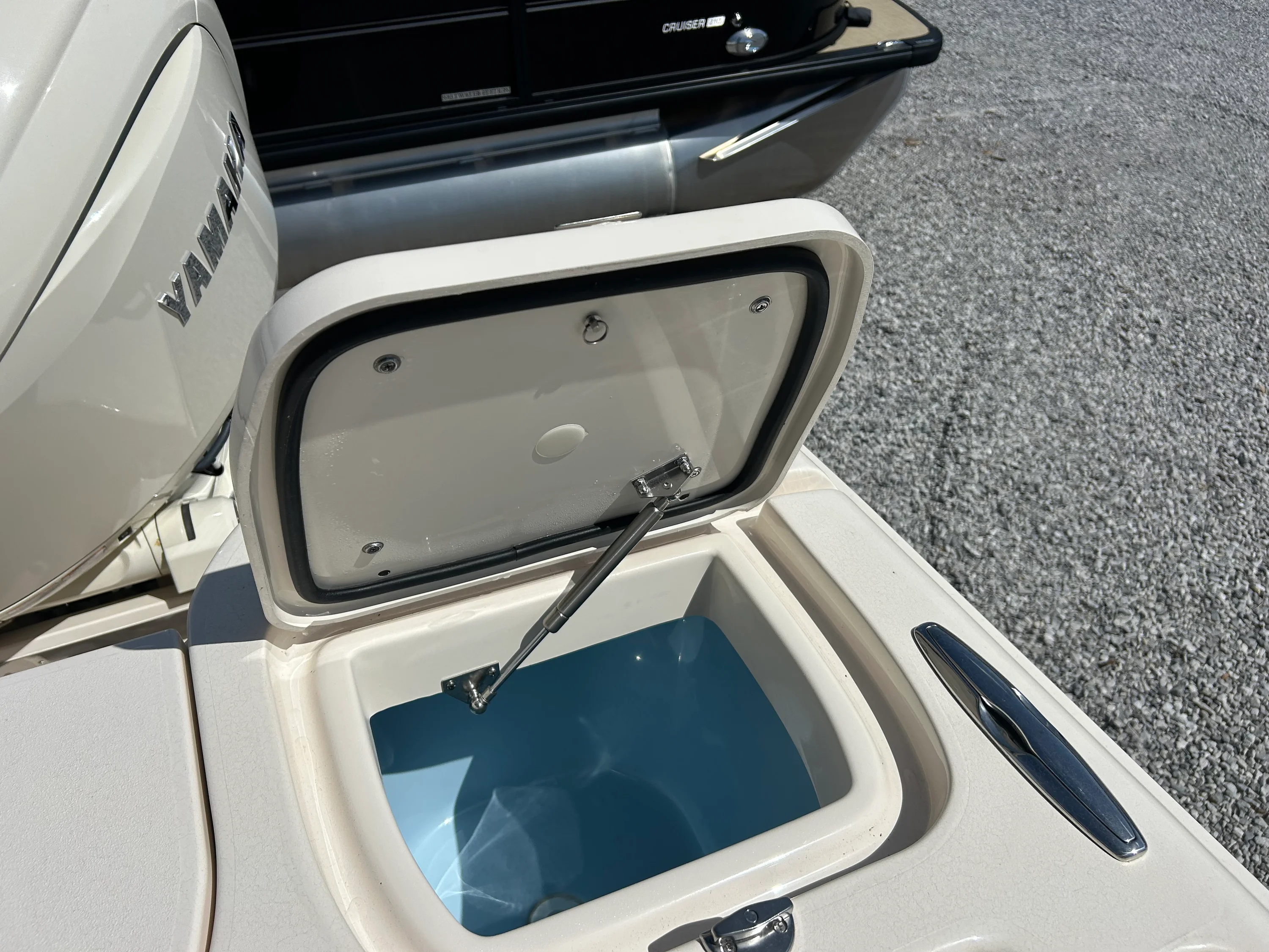 2026 Grady-White Freedom 275 Image Thumbnail #9