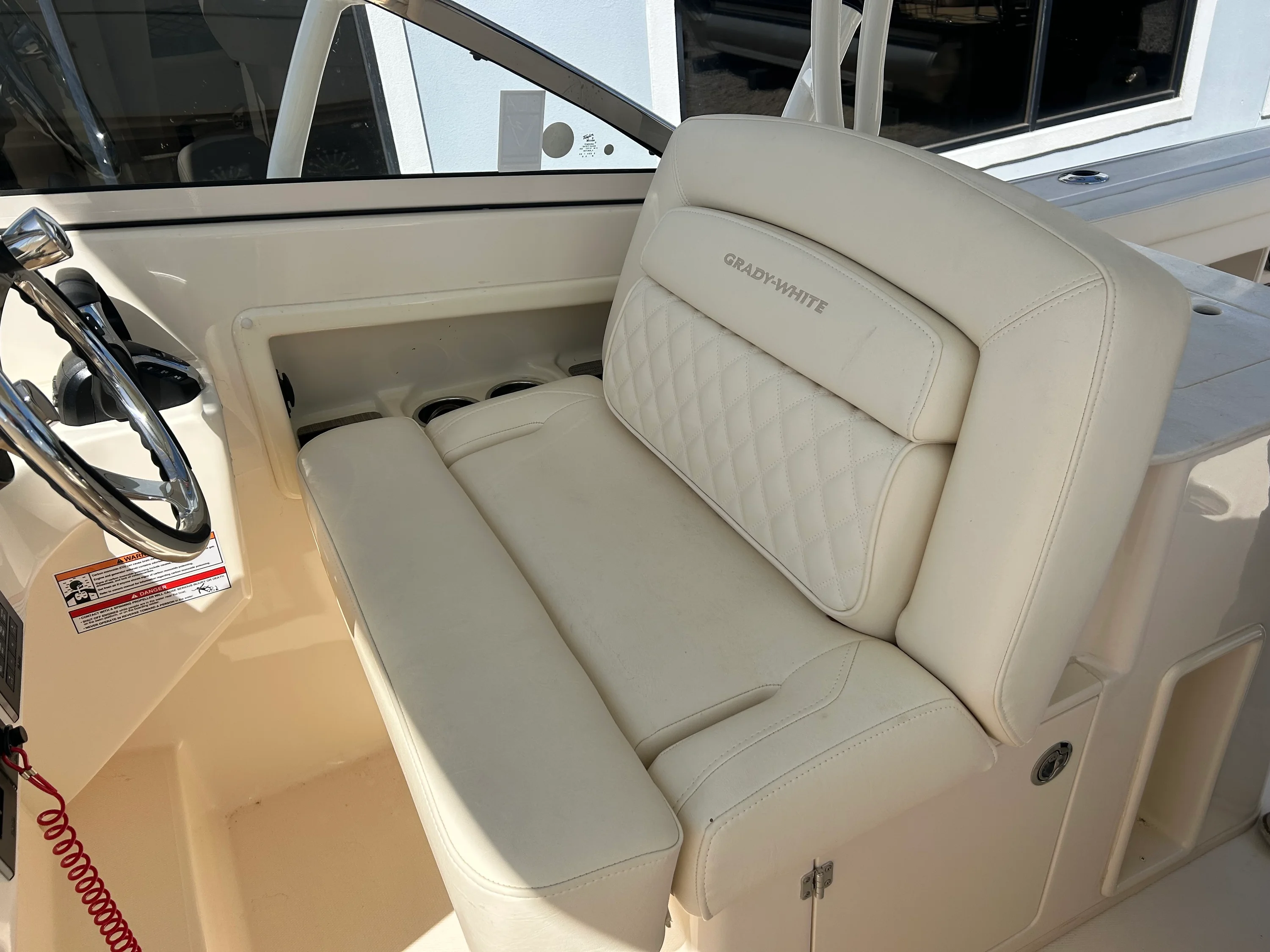 2026 Grady-White Freedom 275 Image Thumbnail #16