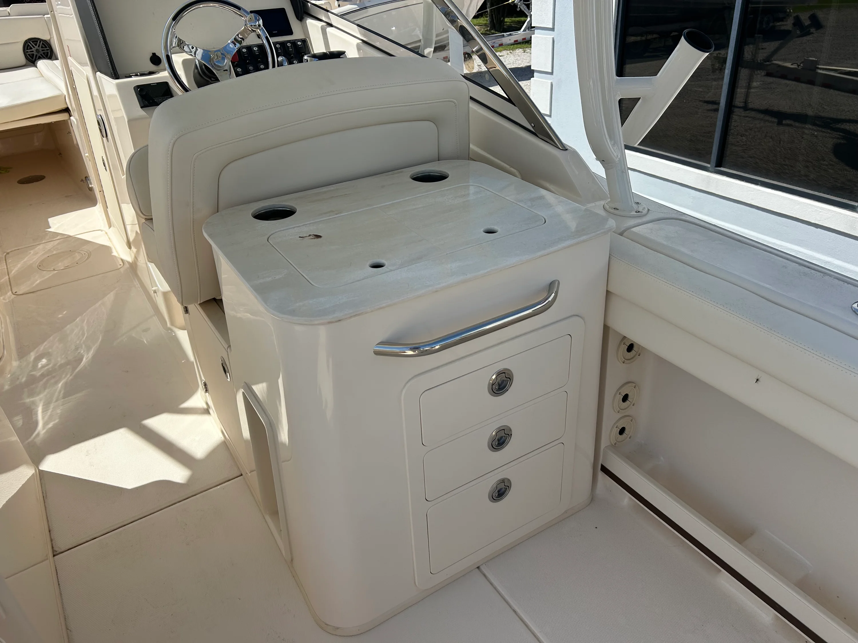 2026 Grady-White Freedom 275 Image Thumbnail #11