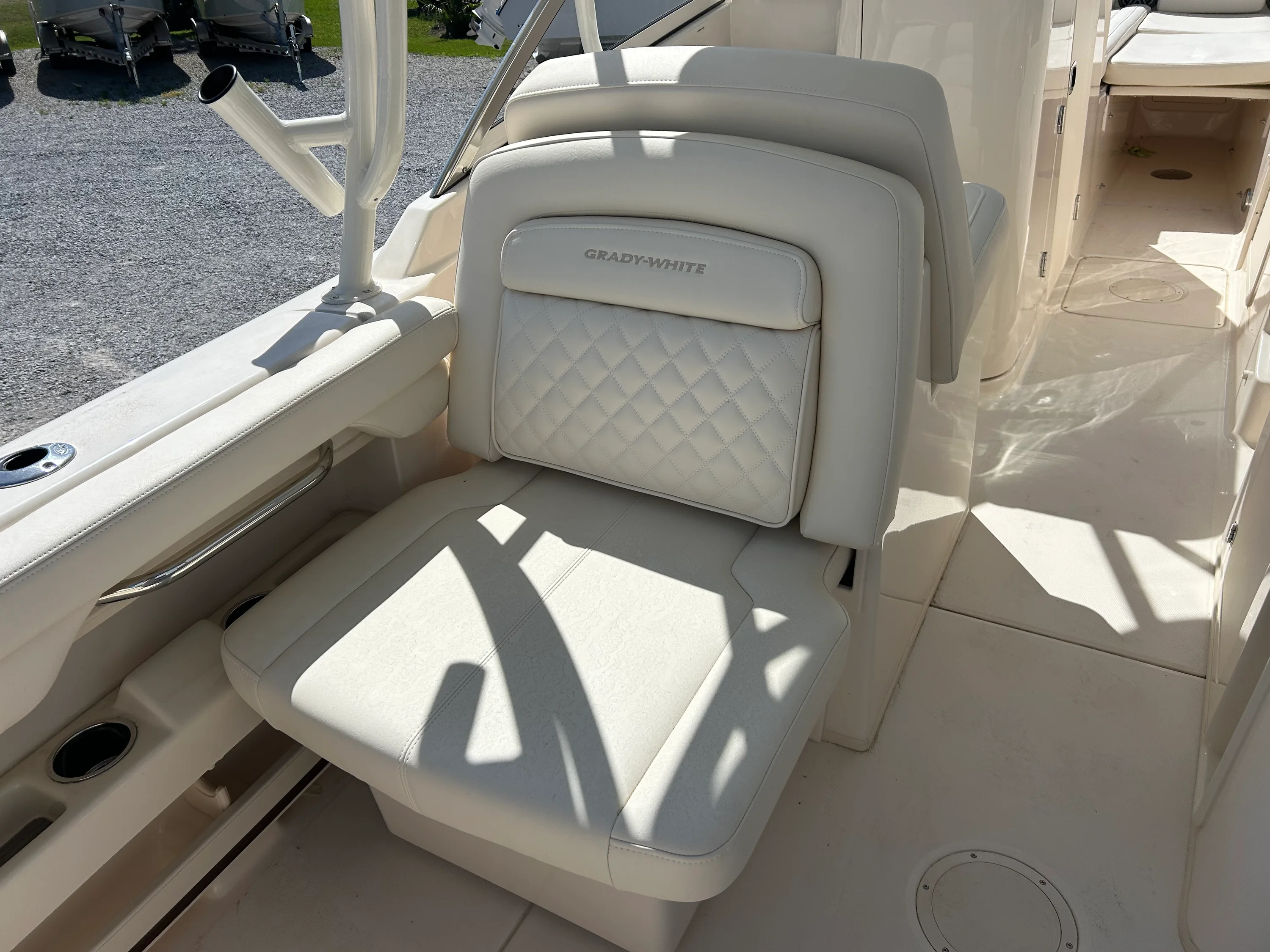 2026 Grady-White Freedom 275 Image Thumbnail #10