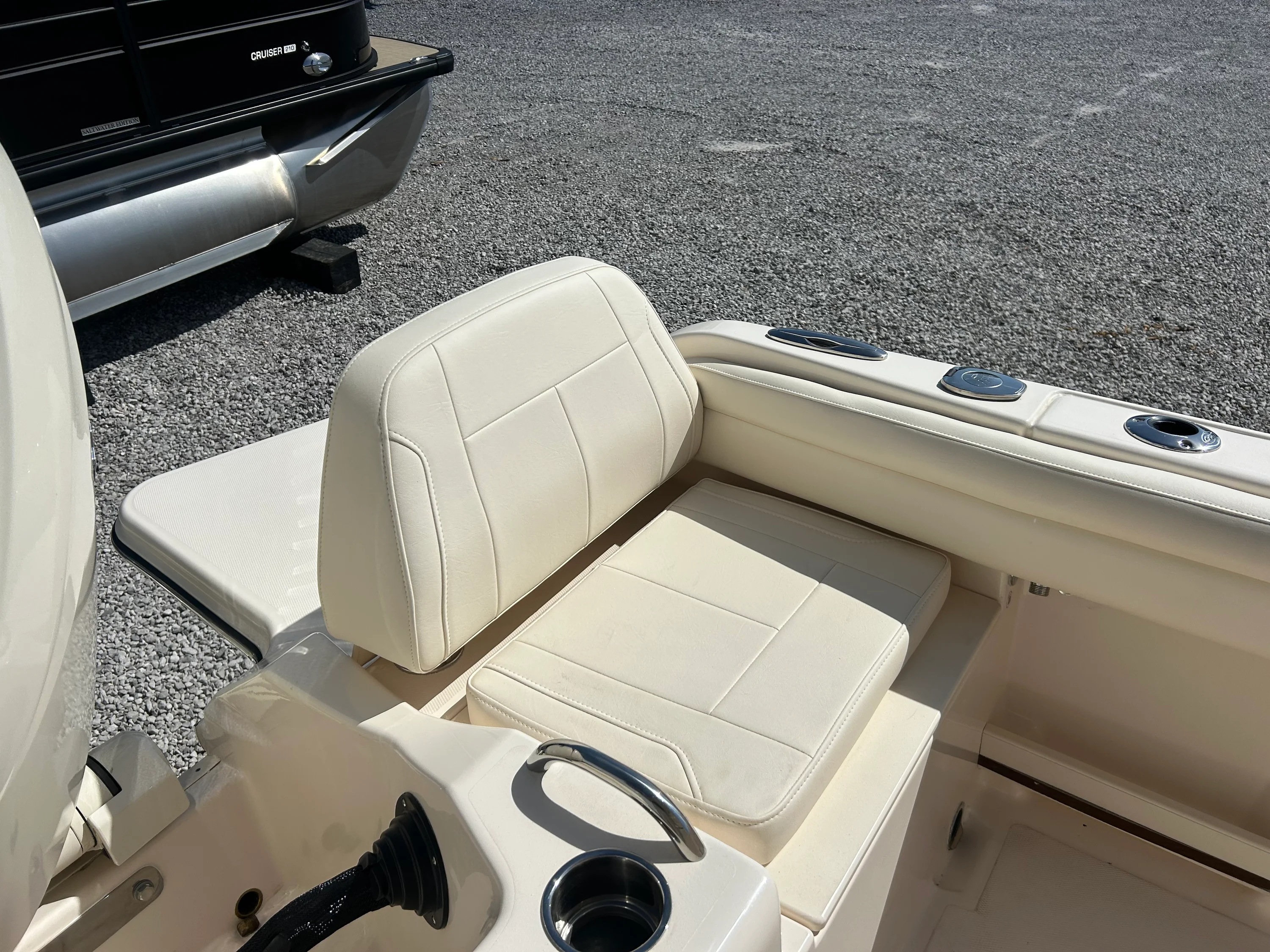 2026 Grady-White Fisherman 216 Image Thumbnail #10