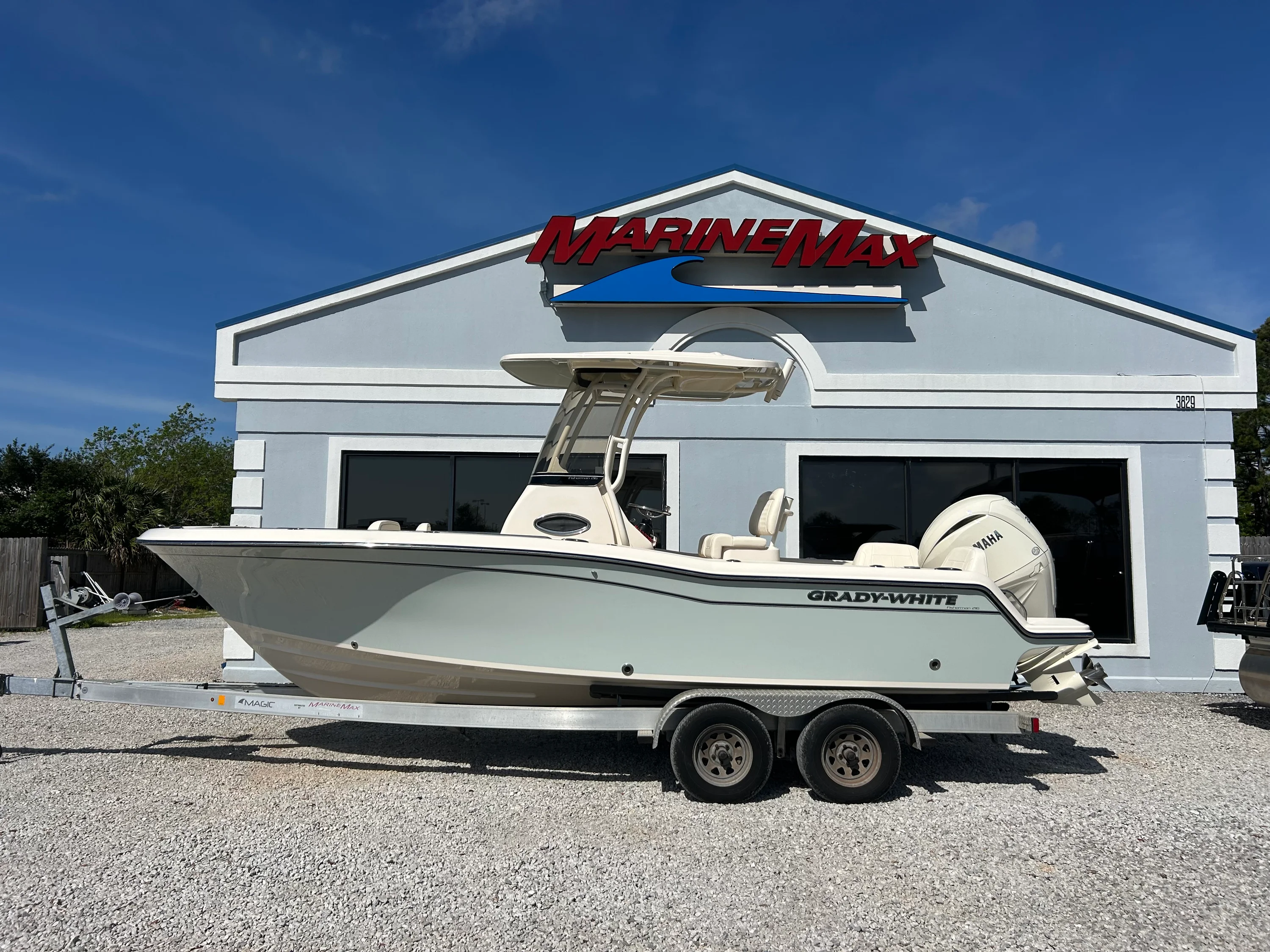 2026 Grady-White Fisherman 216 Image Thumbnail #1