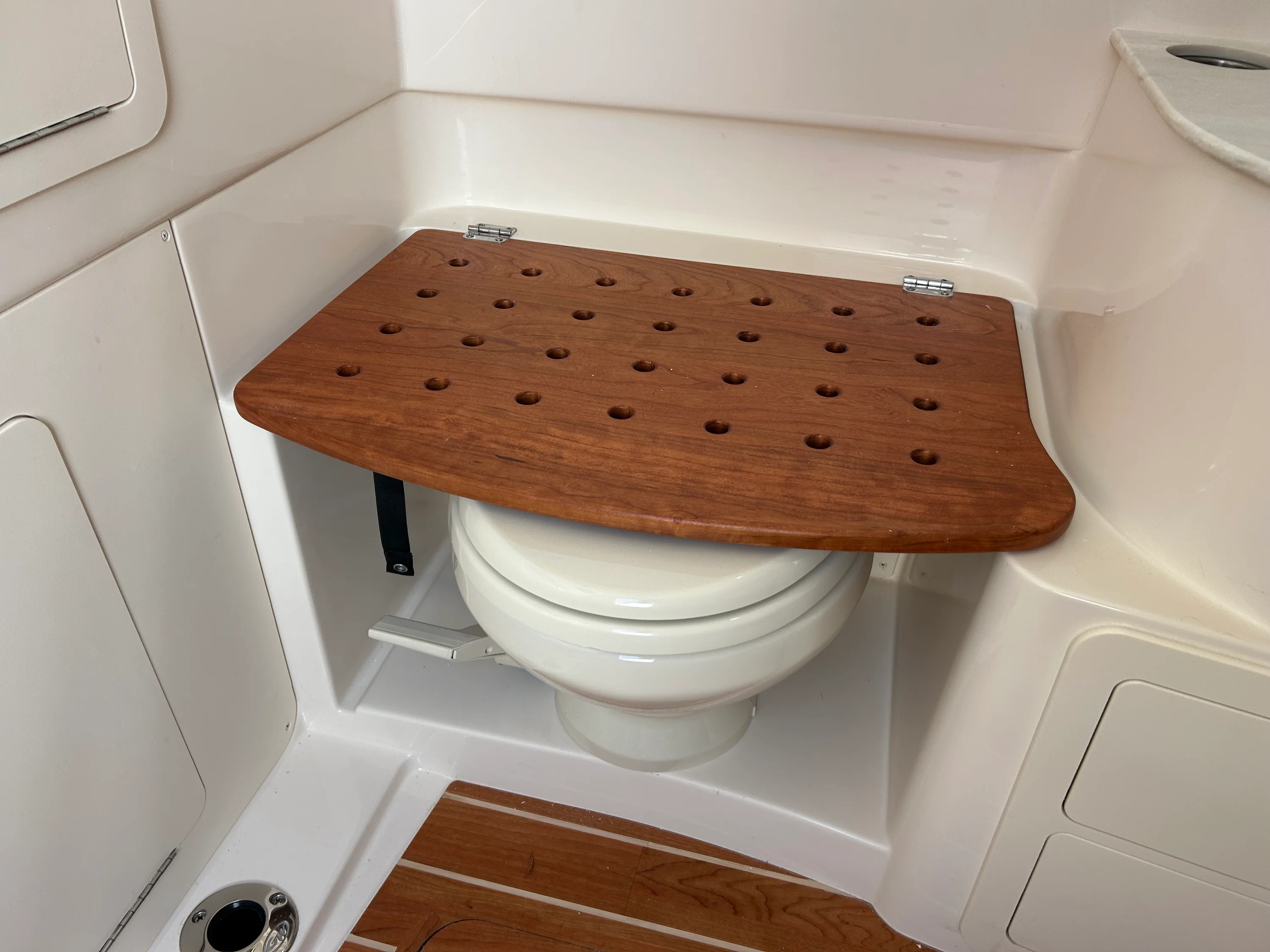 2026 Grady-White Canyon 336 Image Thumbnail #29