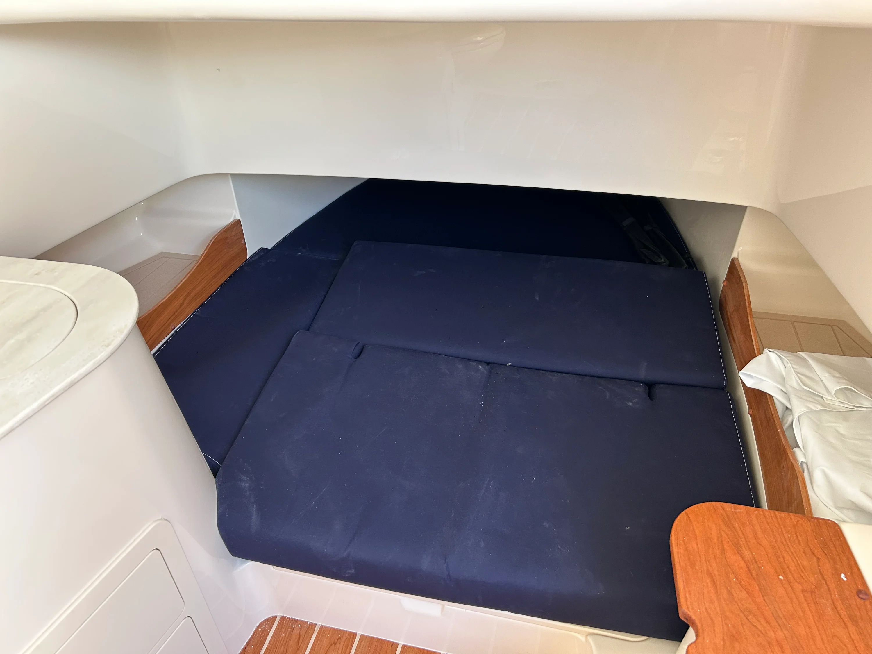 2026 Grady-White Canyon 336 Image Thumbnail #26