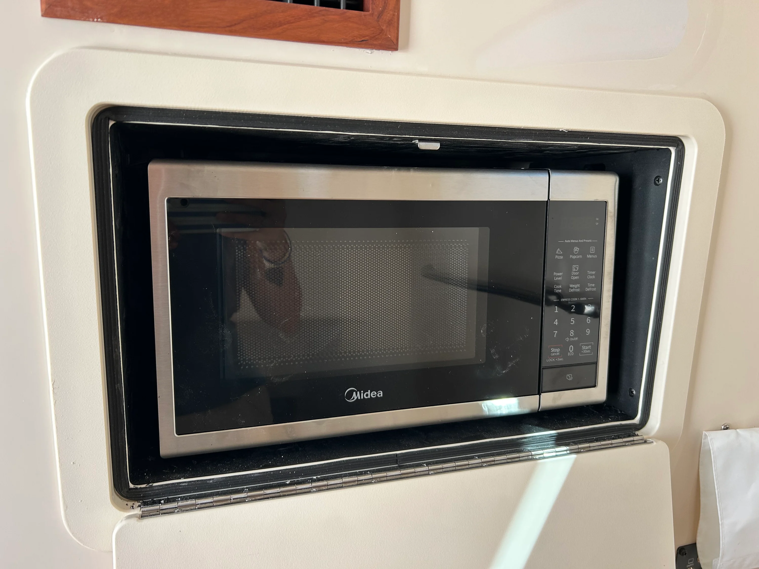 2026 Grady-White Canyon 336 Image Thumbnail #31