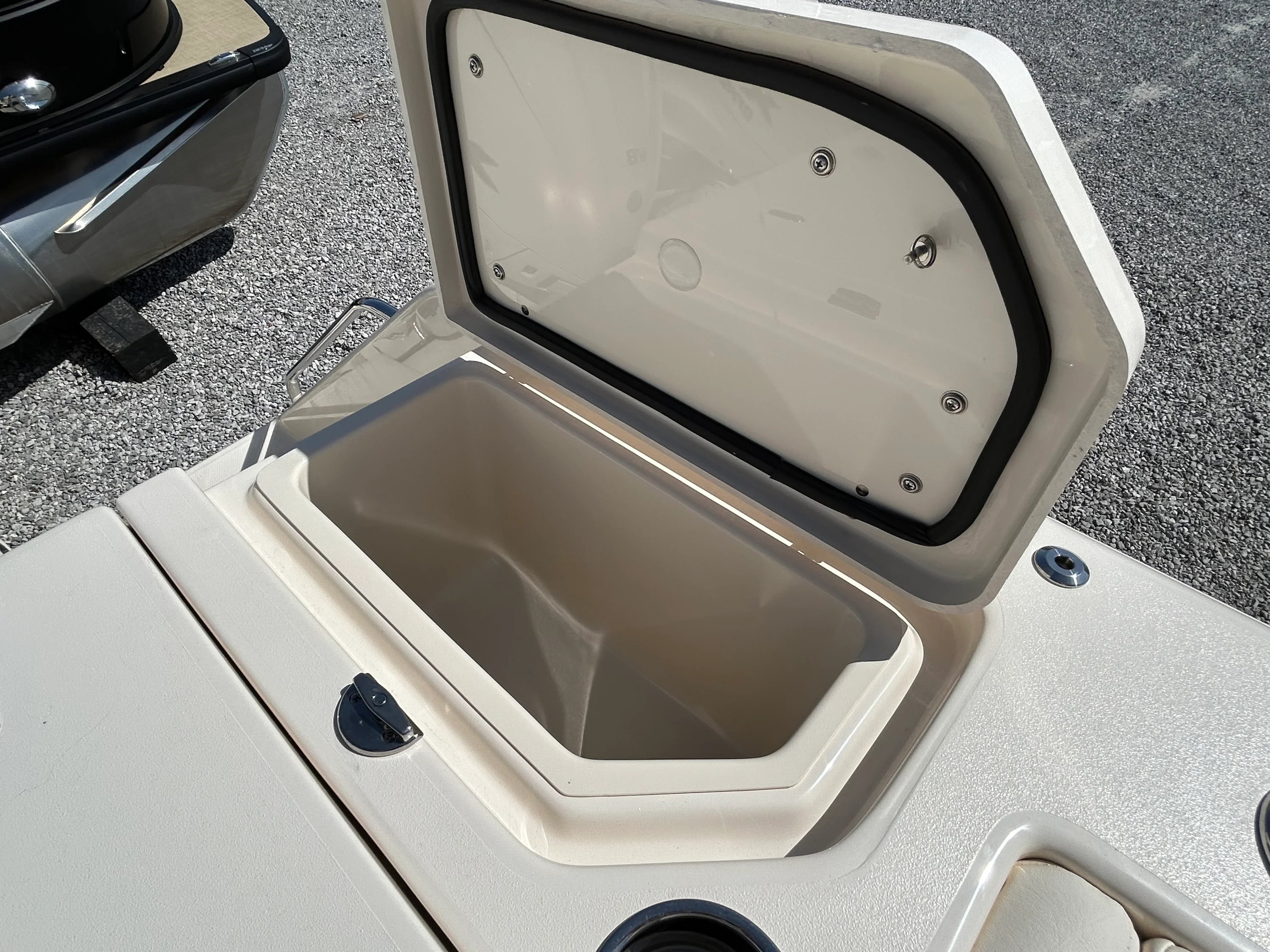 2026 Grady-White Canyon 336 Image Thumbnail #11