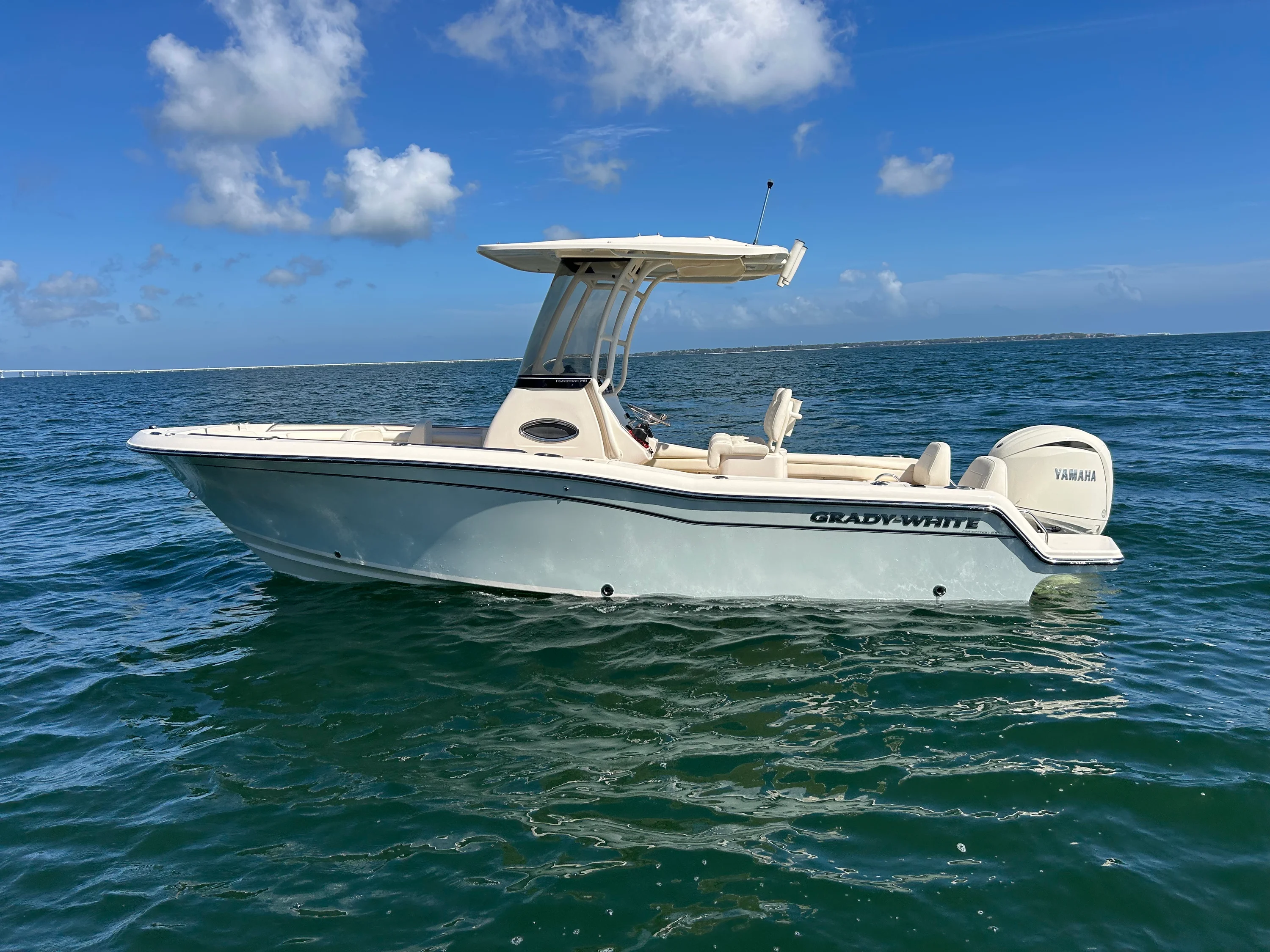 2026 Grady-White Fisherman 216 Image Thumbnail #1