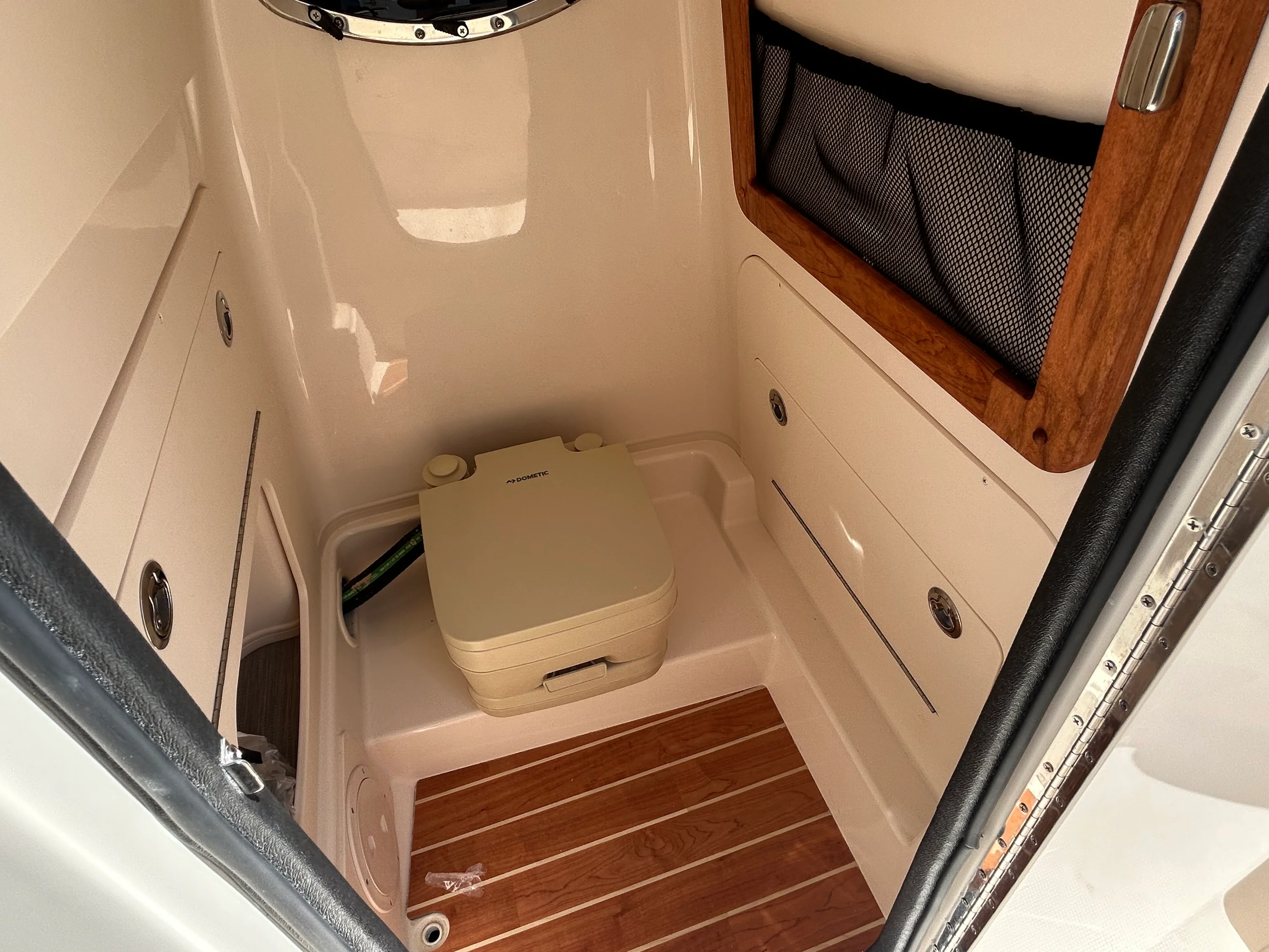 2026 Grady-White Fisherman 216 Image Thumbnail #26