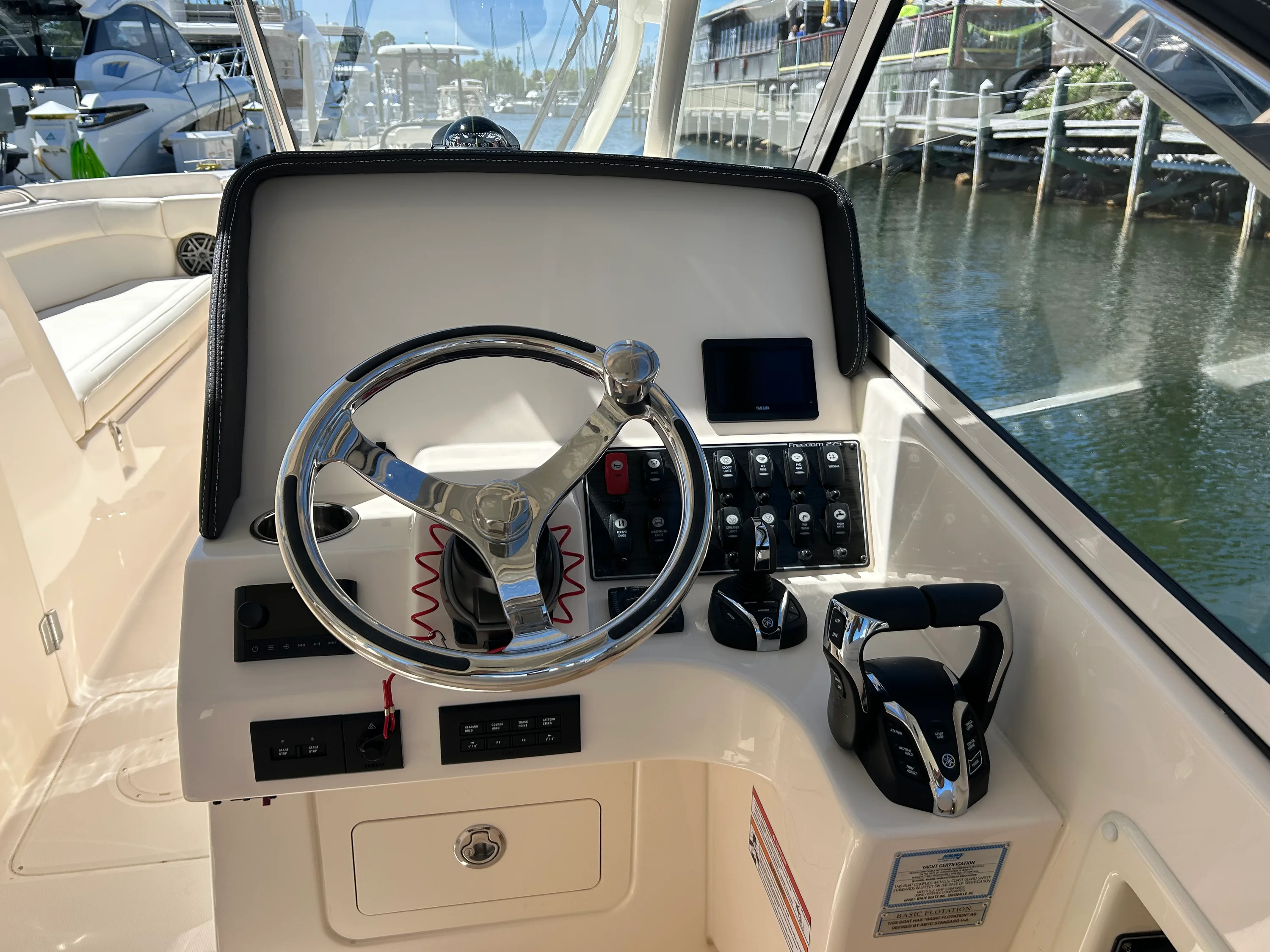 2026 Grady-White Freedom 275 Image Thumbnail #18