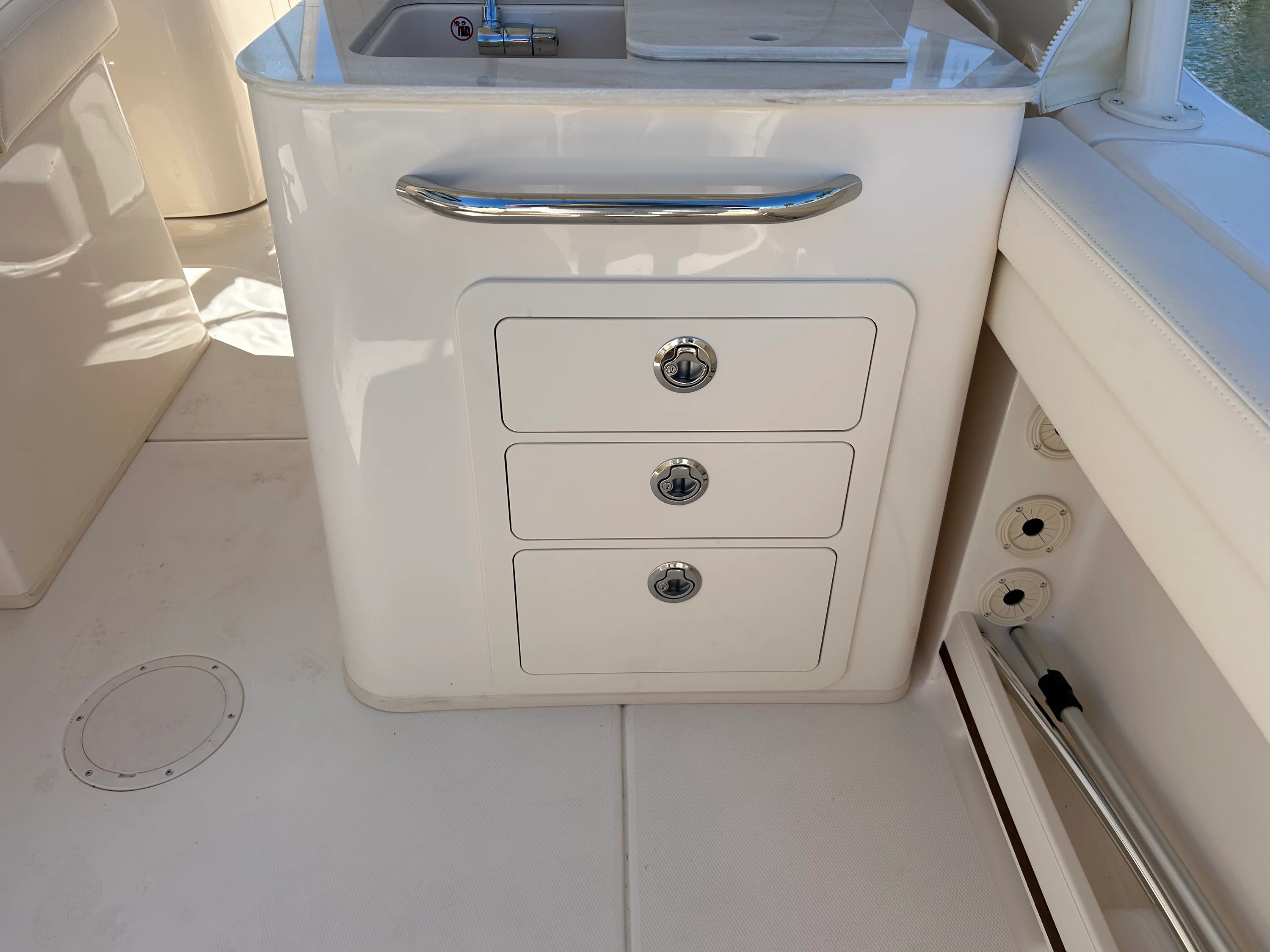 2026 Grady-White Freedom 275 Image Thumbnail #15