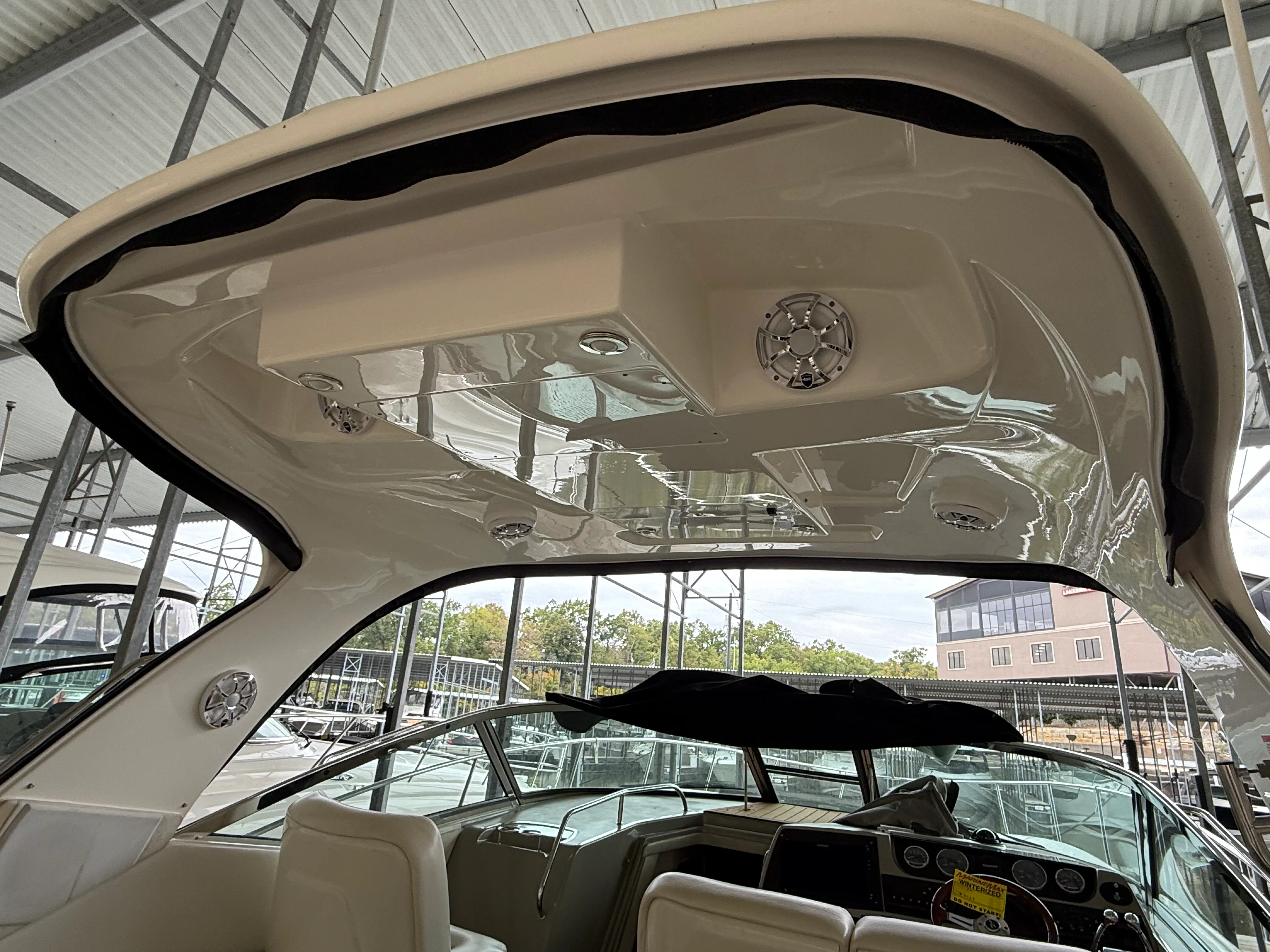 2010 Sea Ray 370 SUNDANCER Image Thumbnail #44