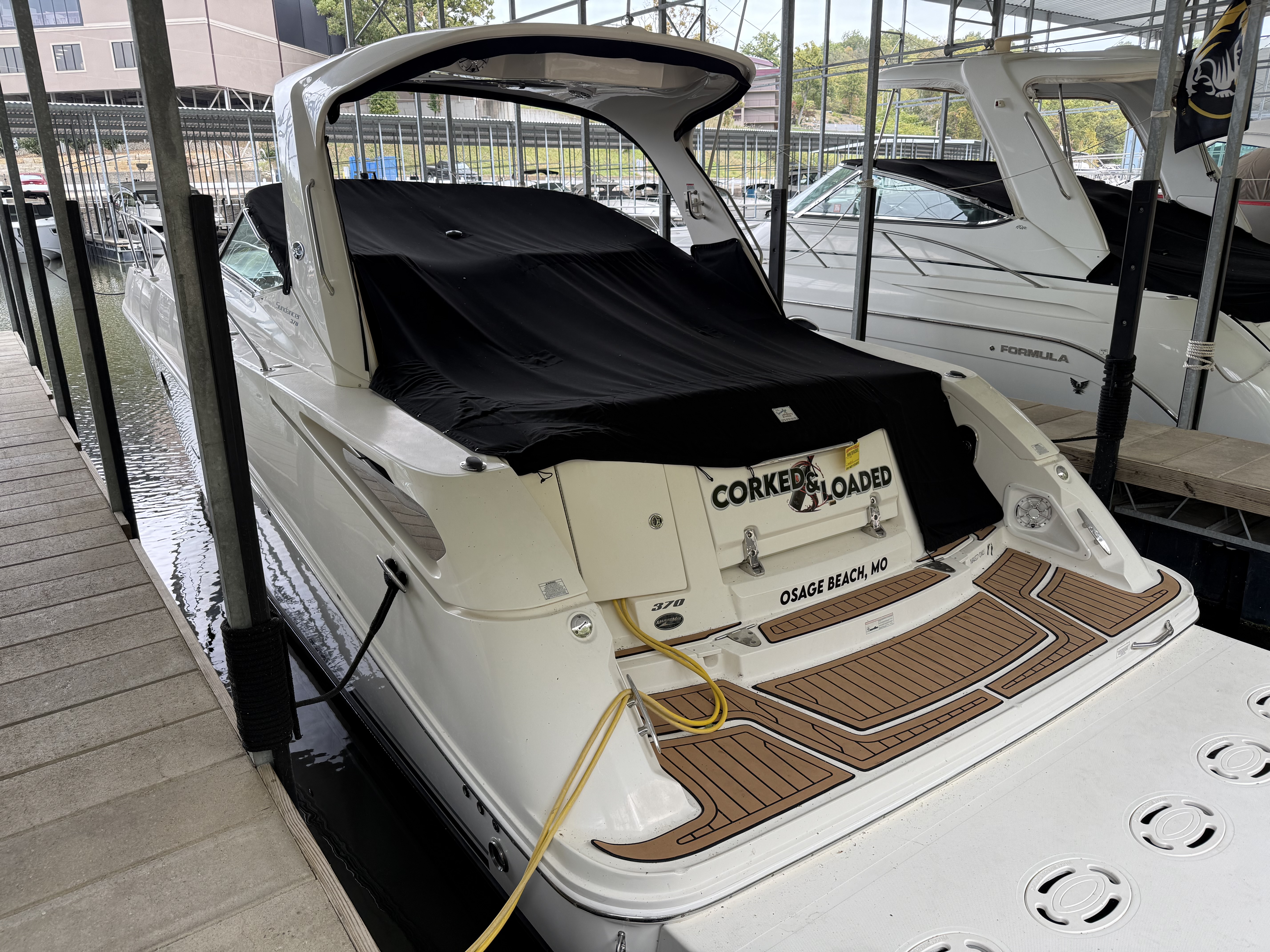 2010 Sea Ray 370 SUNDANCER Image Thumbnail #7