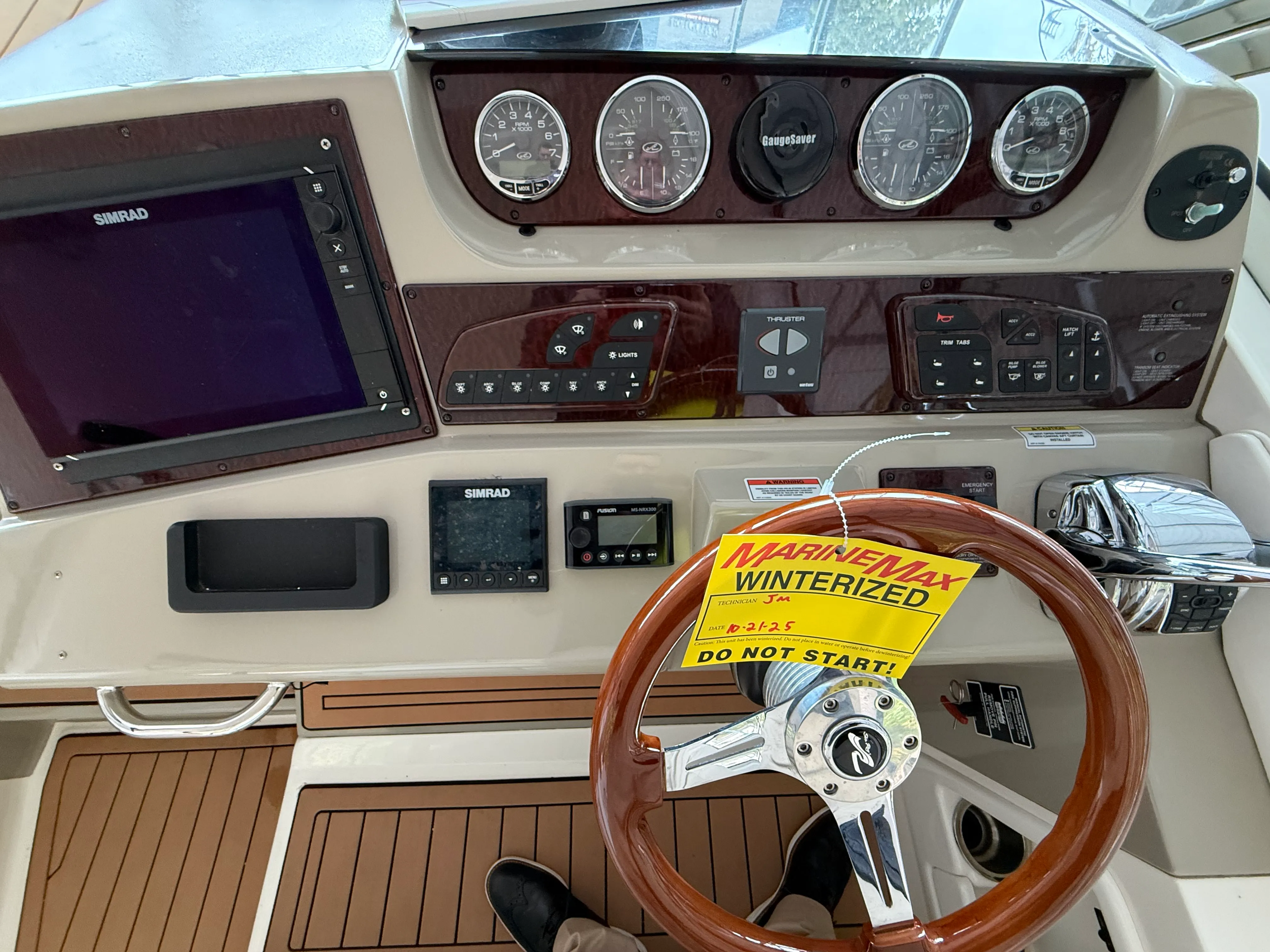 2010 Sea Ray 370 SUNDANCER Image Thumbnail #16