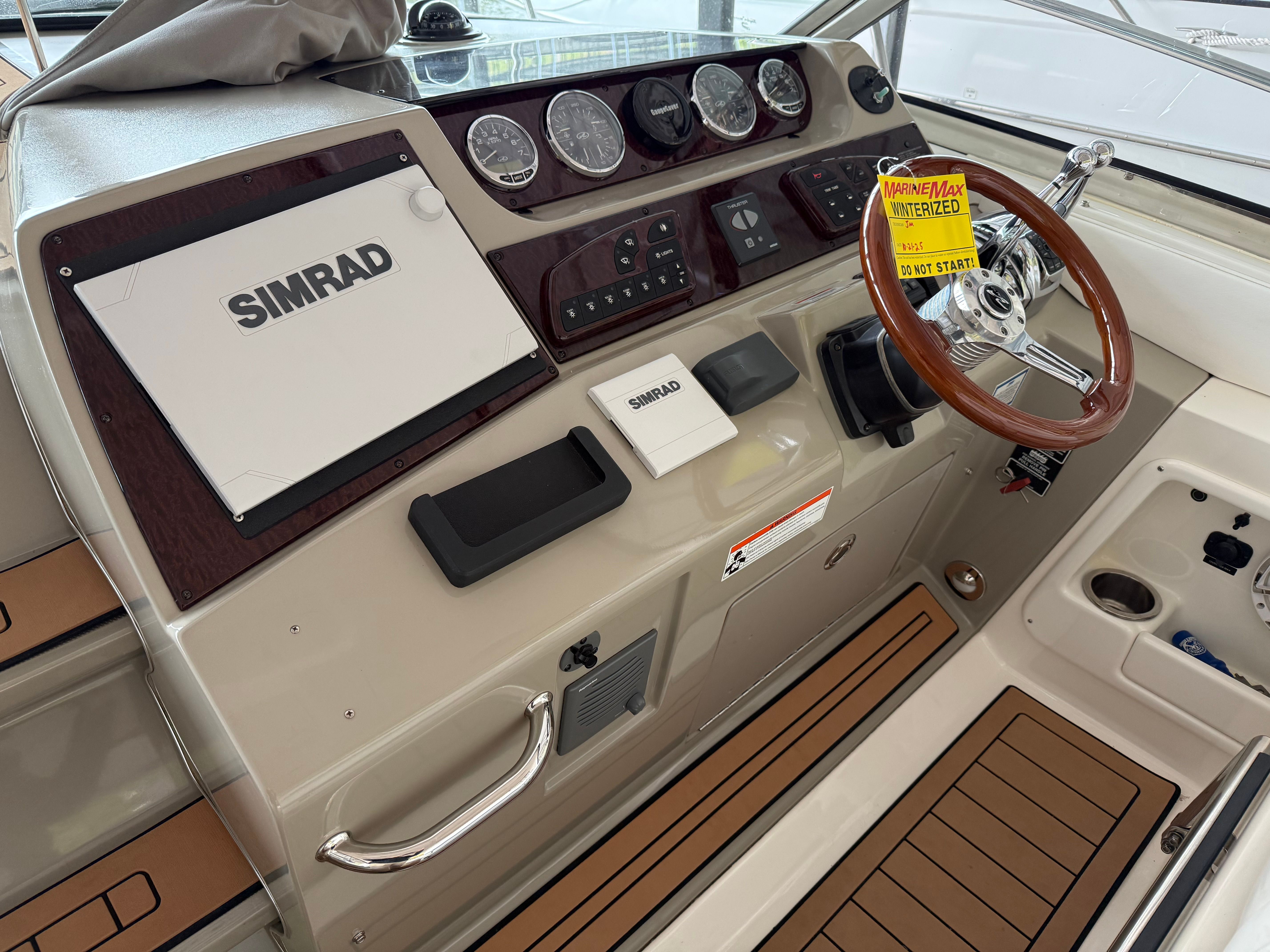 2010 Sea Ray 370 SUNDANCER Image Thumbnail #14