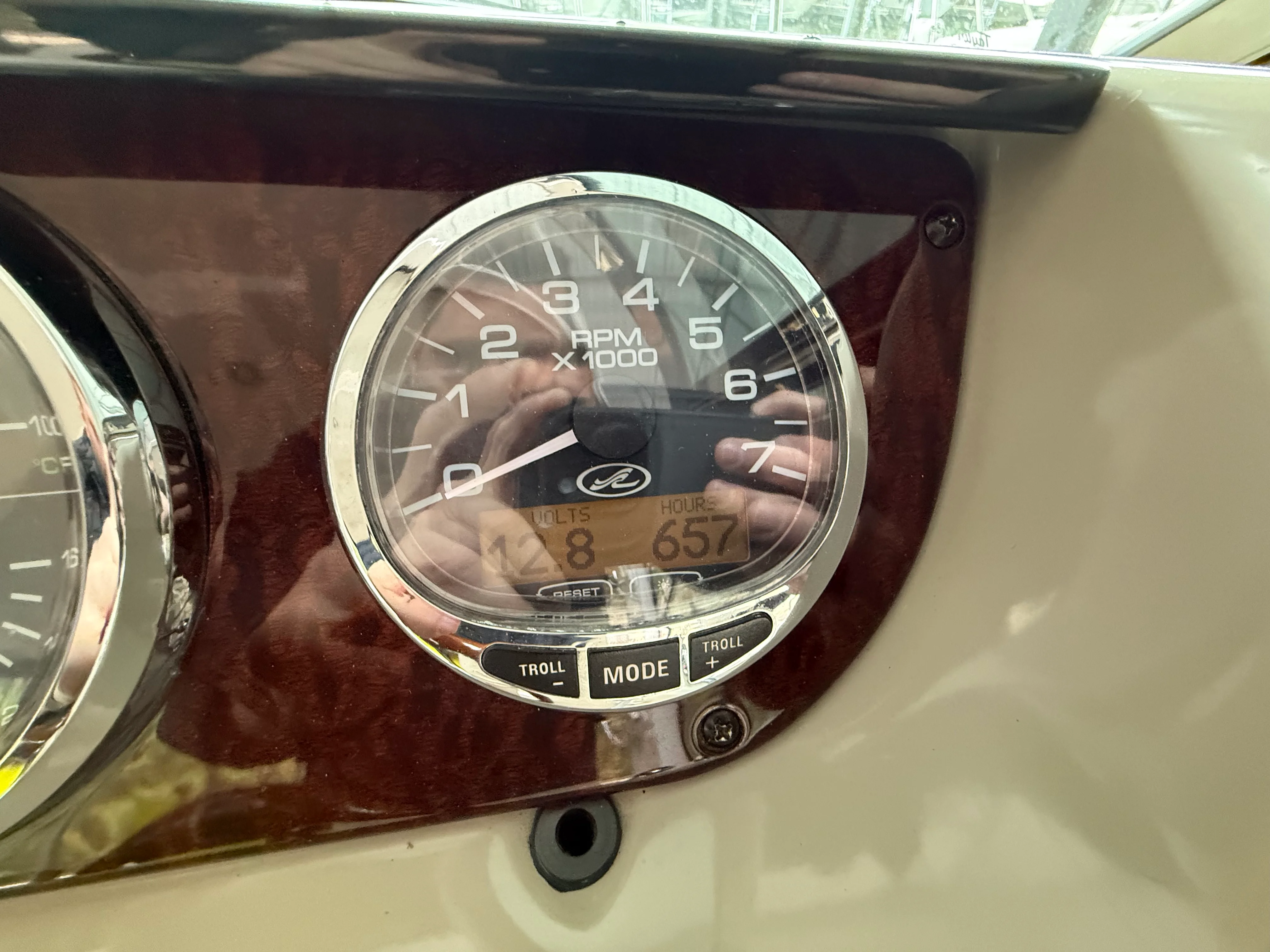 2010 Sea Ray 370 SUNDANCER Image Thumbnail #50