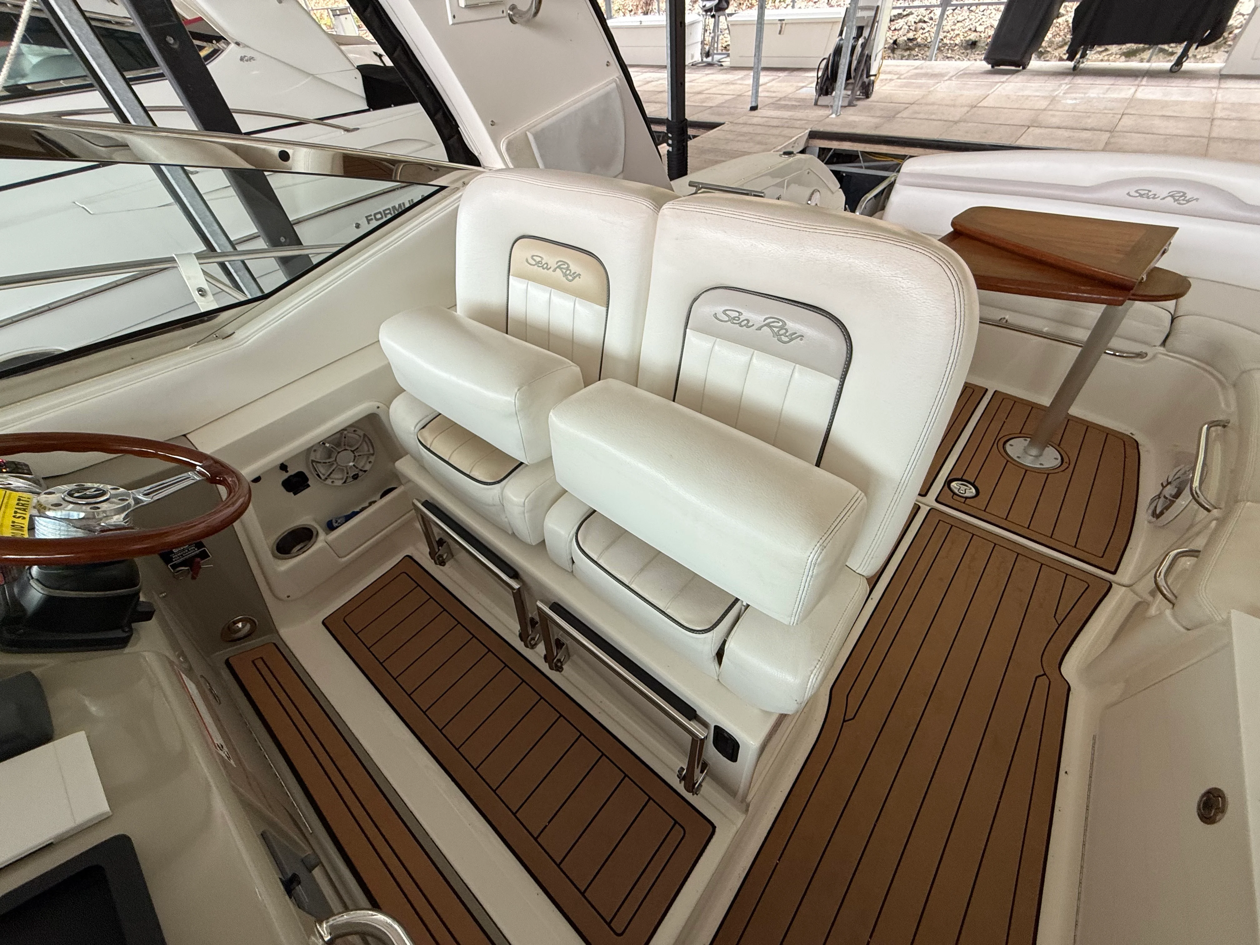 2010 Sea Ray 370 SUNDANCER Image Thumbnail #54