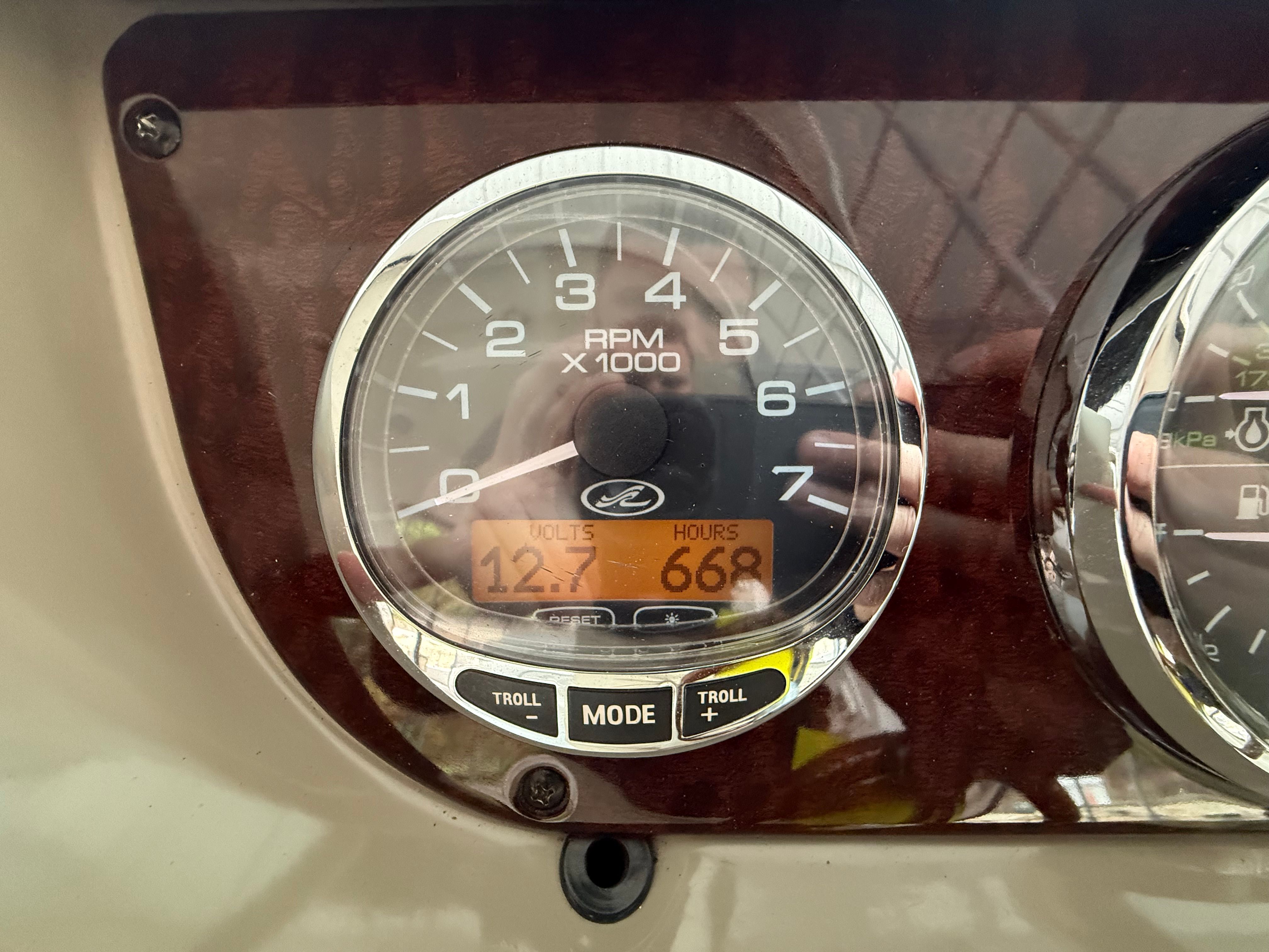 2010 Sea Ray 370 SUNDANCER Image Thumbnail #49