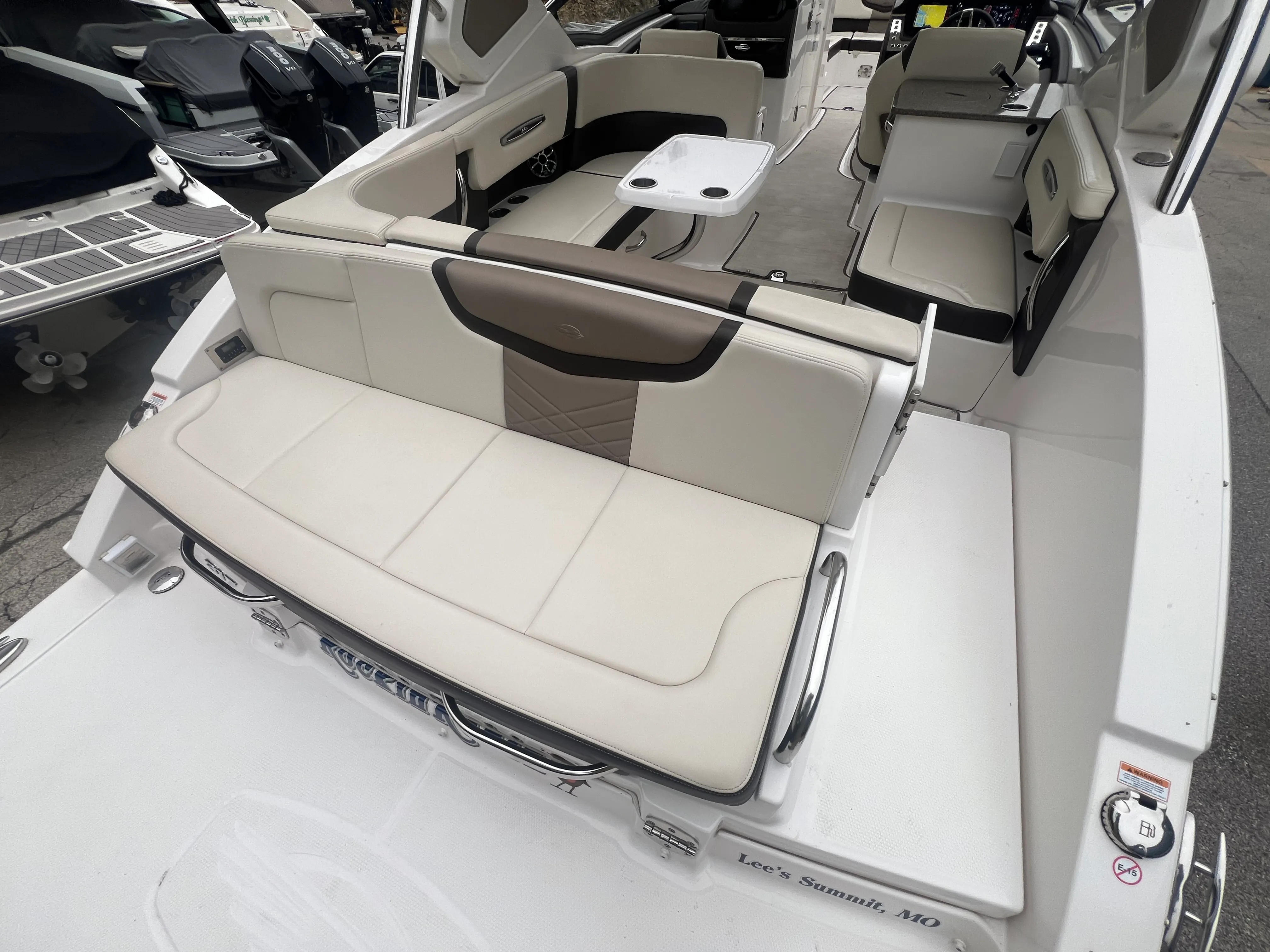 2019 Chaparral 317 SSX Image Thumbnail #14