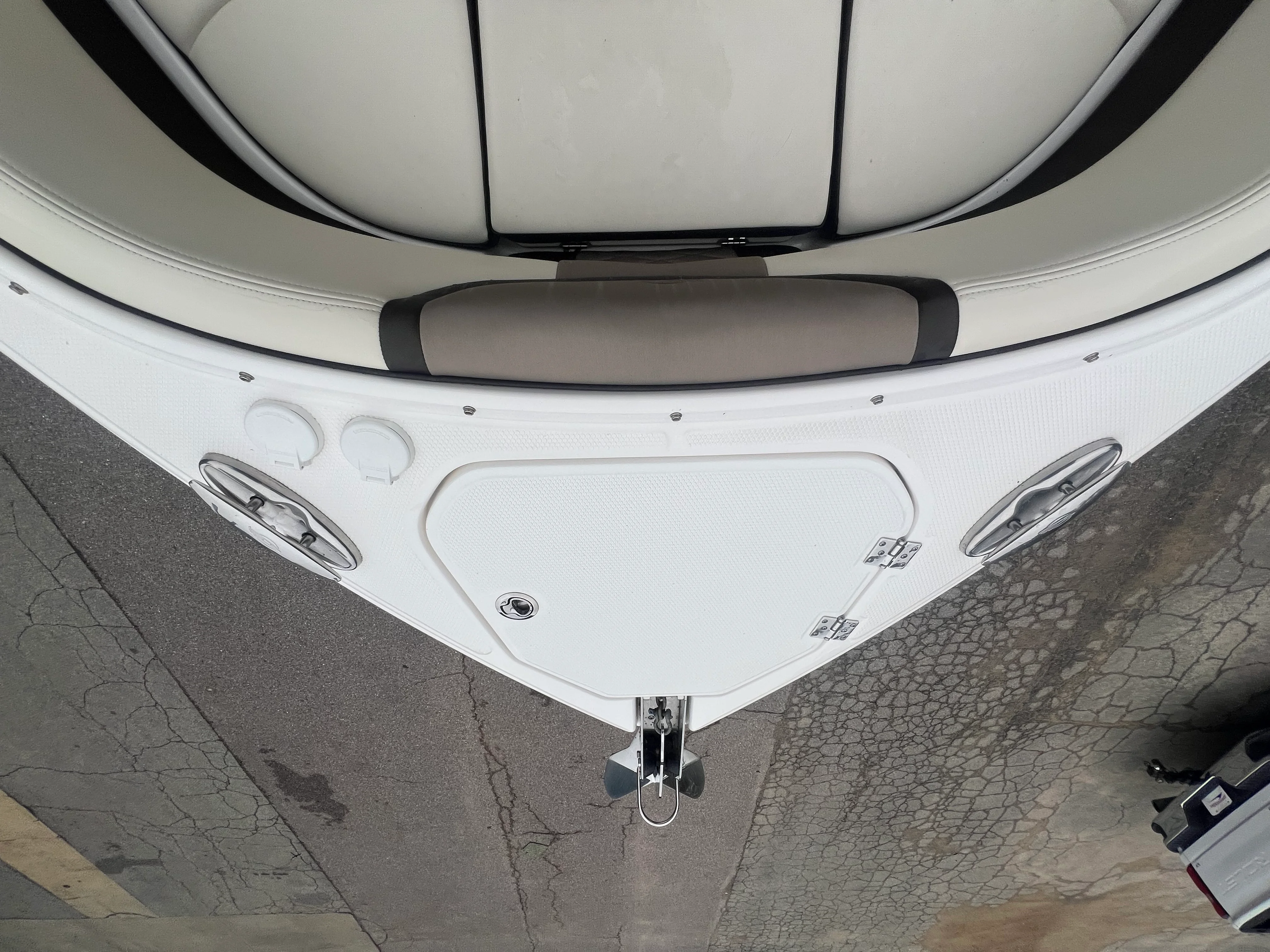 2019 Chaparral 317 SSX Image Thumbnail #17