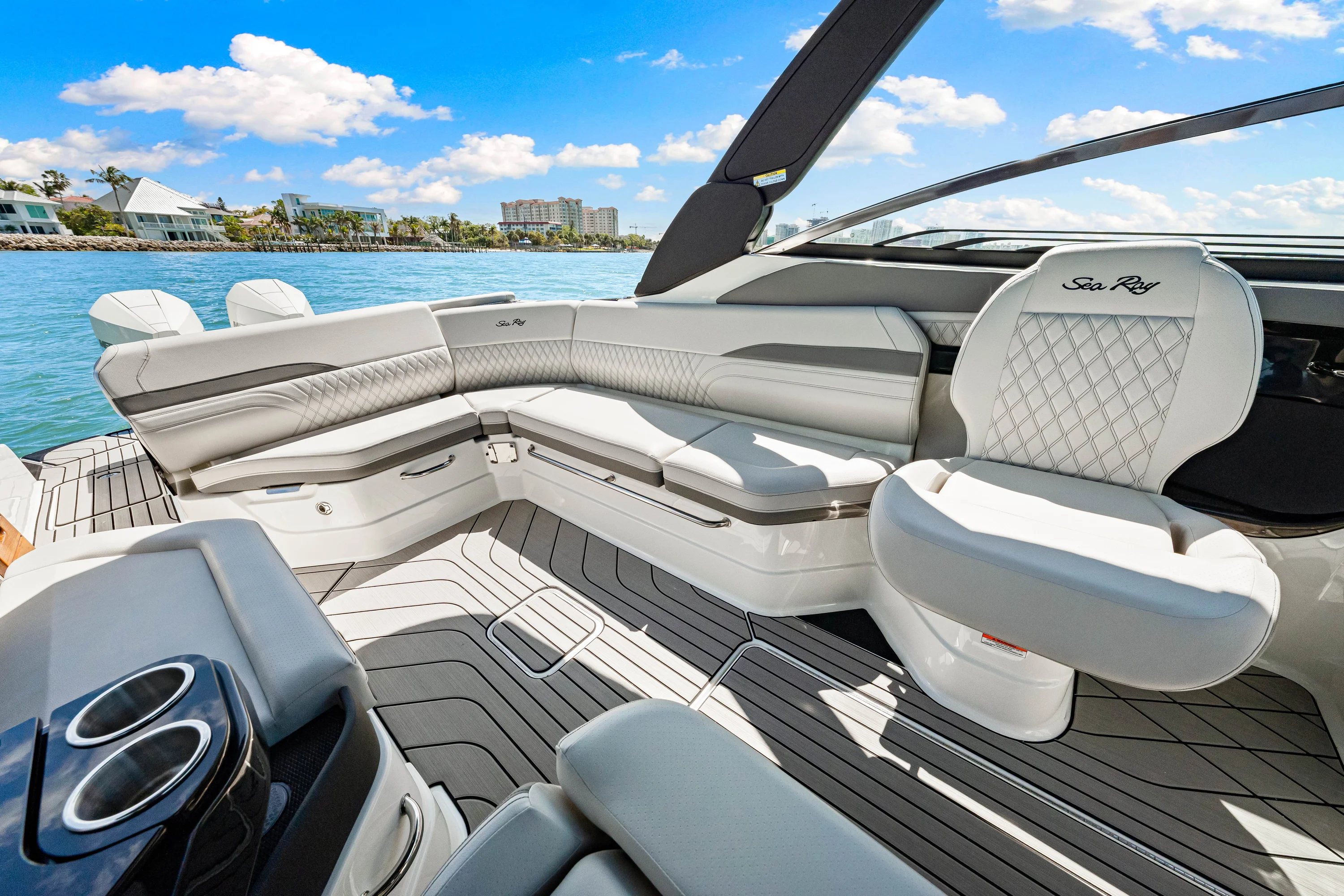 2026 Sea Ray SLX 280 Outboard Image Thumbnail #35