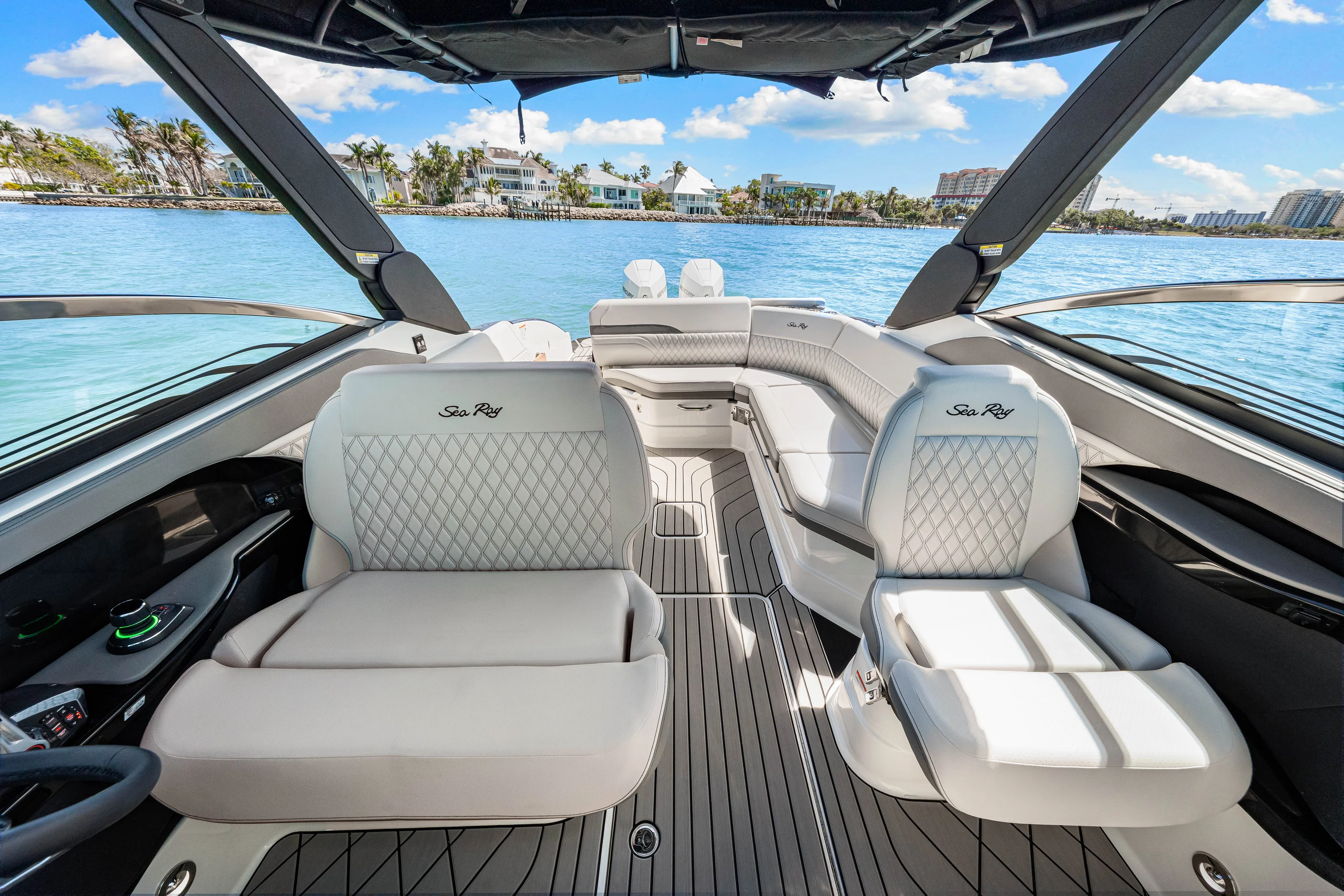 2026 Sea Ray SLX 280 Outboard Image Thumbnail #33