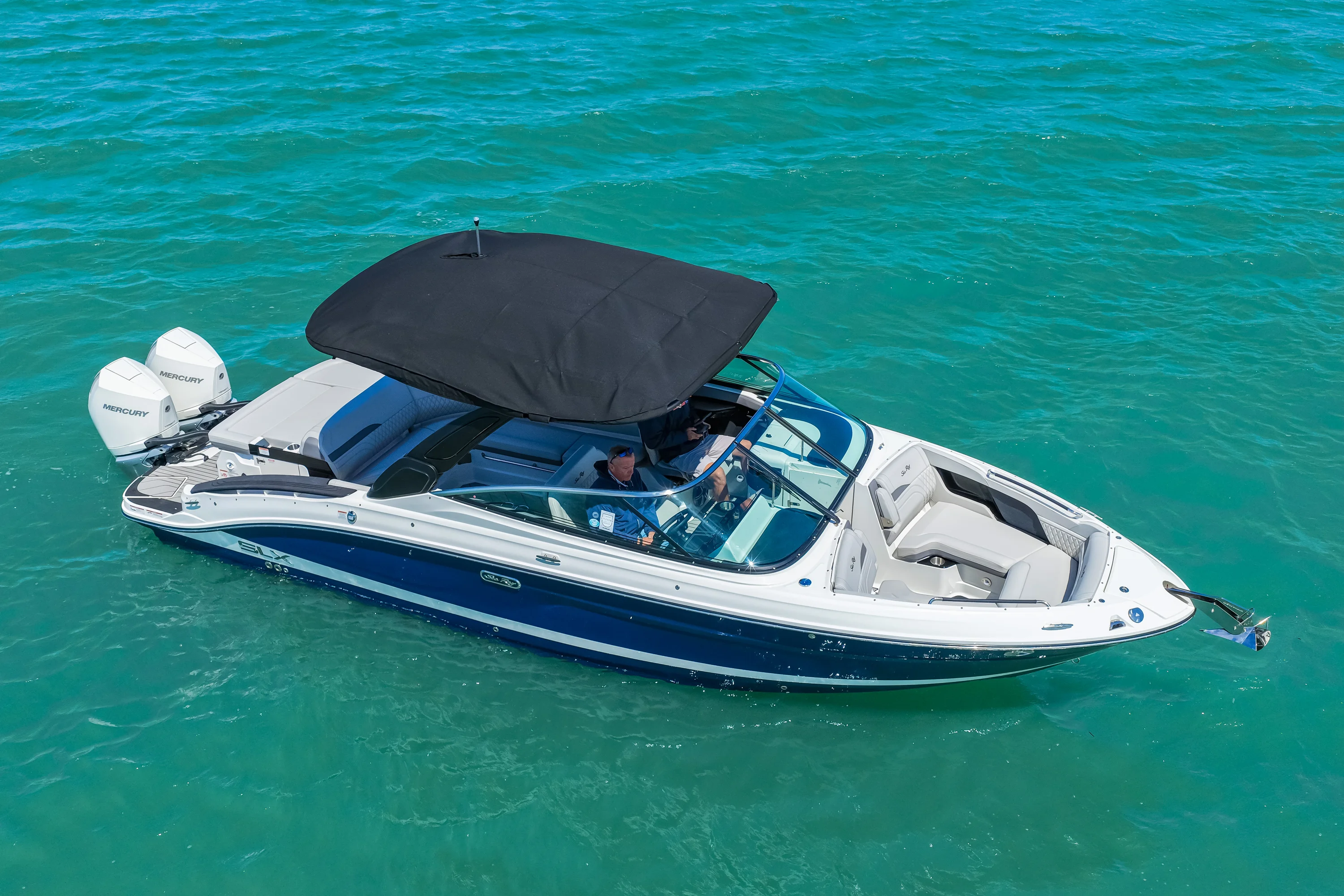 2026 Sea Ray SLX 280 Outboard Image Thumbnail #3