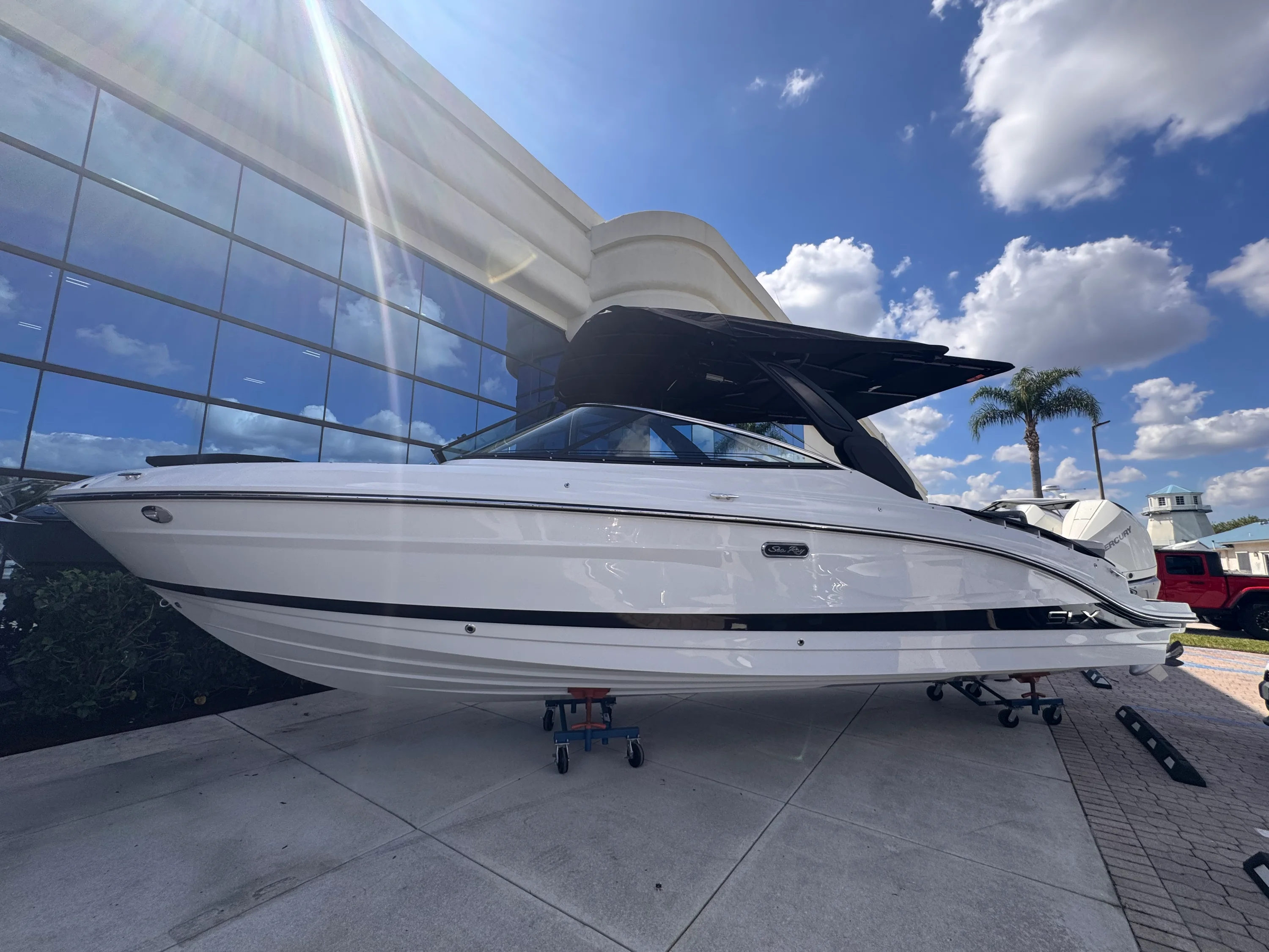 2026 Sea Ray SLX 280 Outboard Image Thumbnail #1