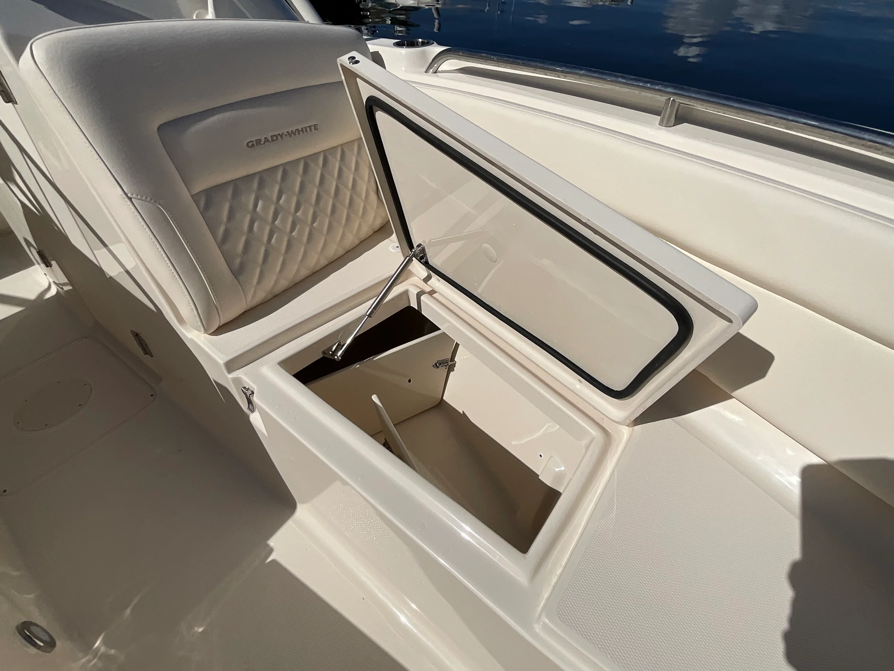 2026 Grady-White Freedom 275 Image Thumbnail #39