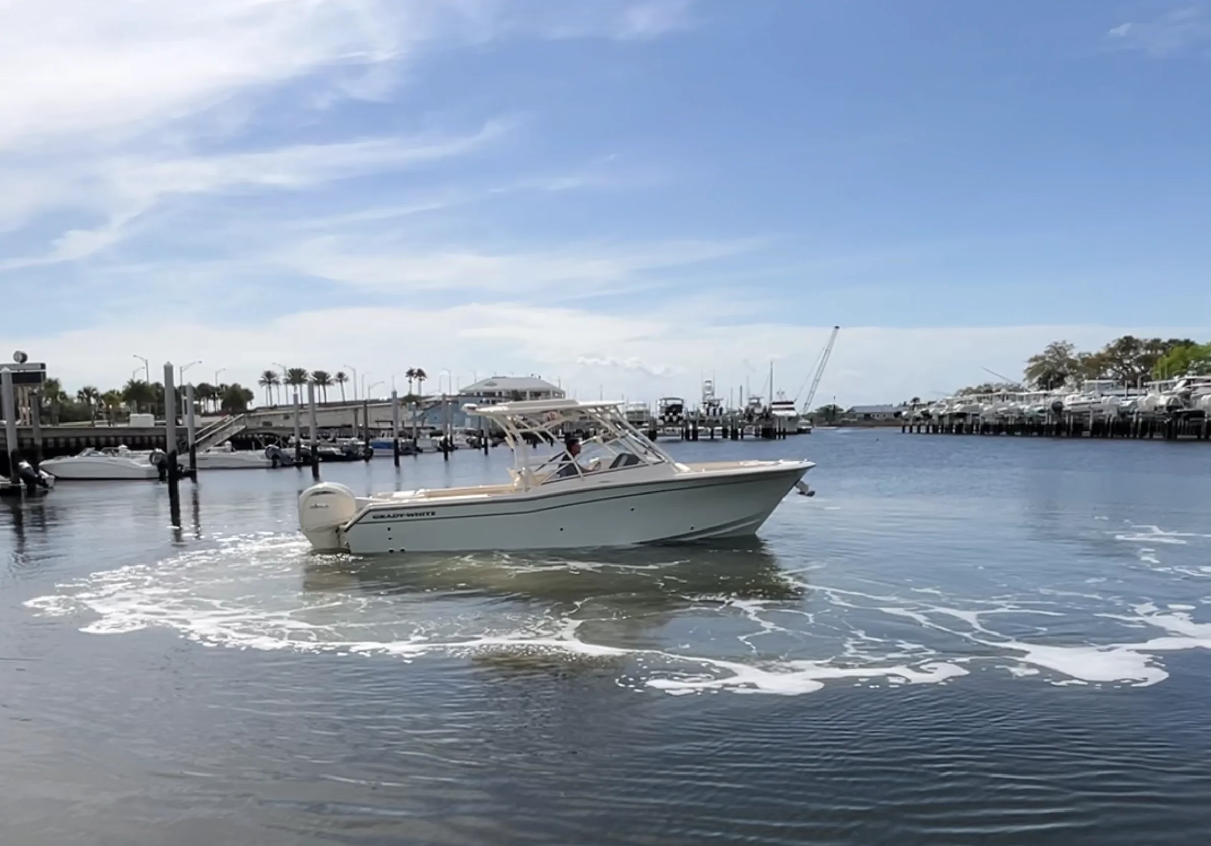 2026 Grady-White Freedom 275 Image Thumbnail #9