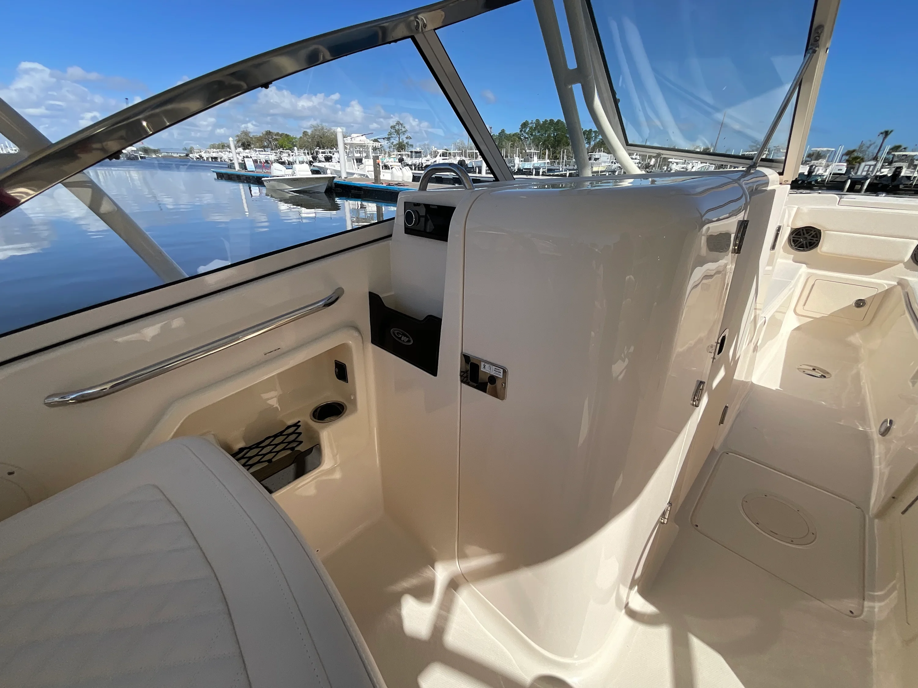 2026 Grady-White Freedom 275 Image Thumbnail #20