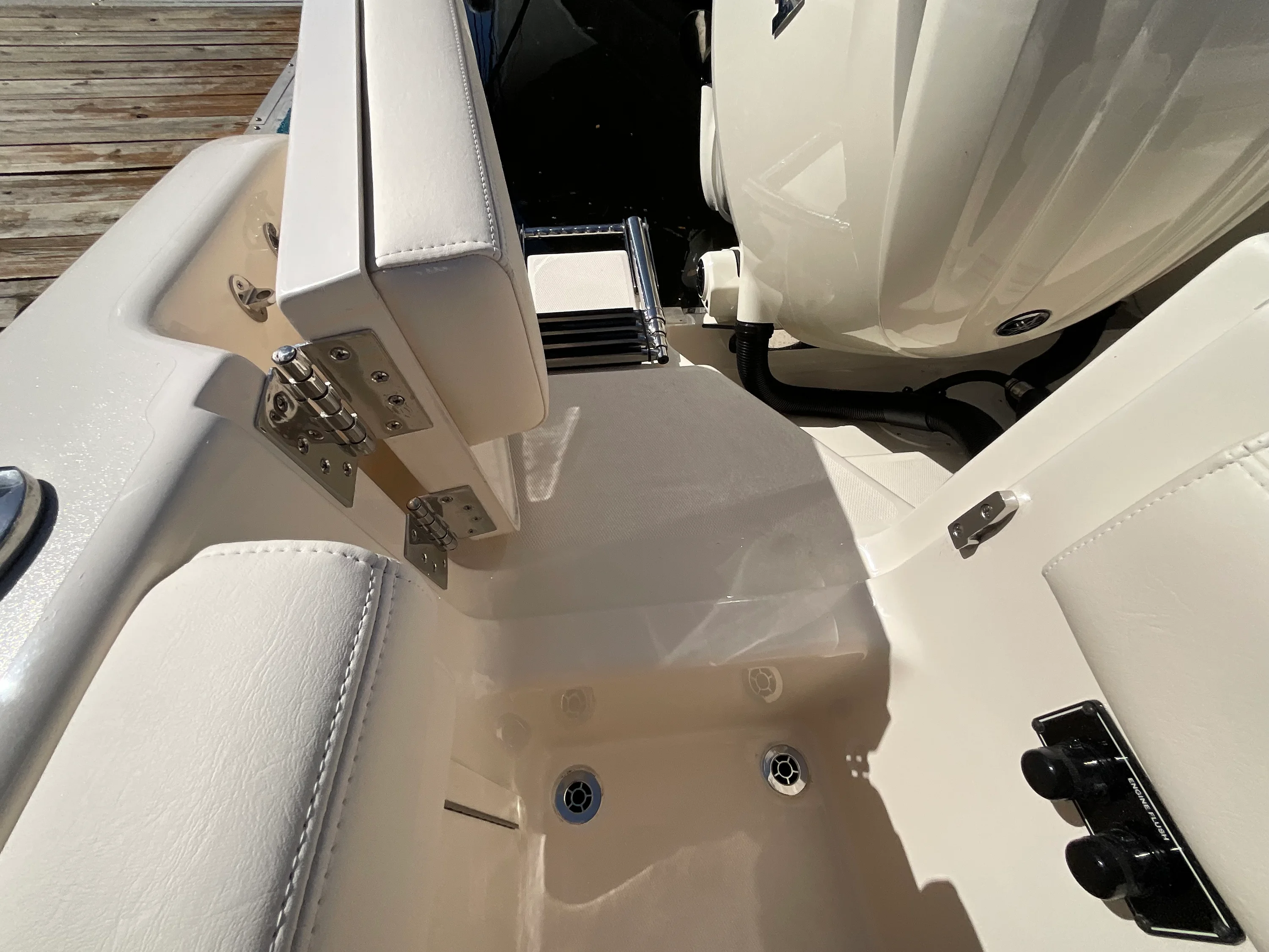 2026 Grady-White Freedom 275 Image Thumbnail #32