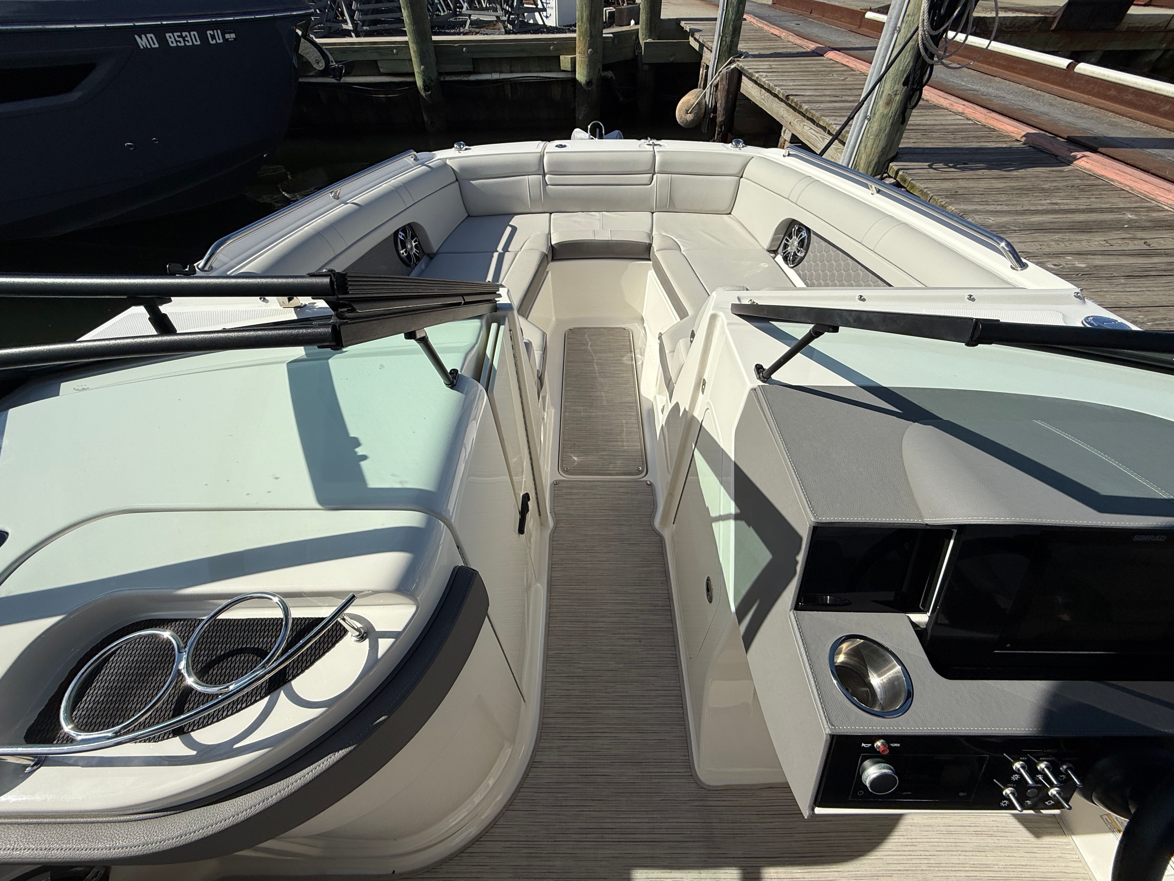 2022 Sea Ray SDX 270 Outboard Image Thumbnail #28