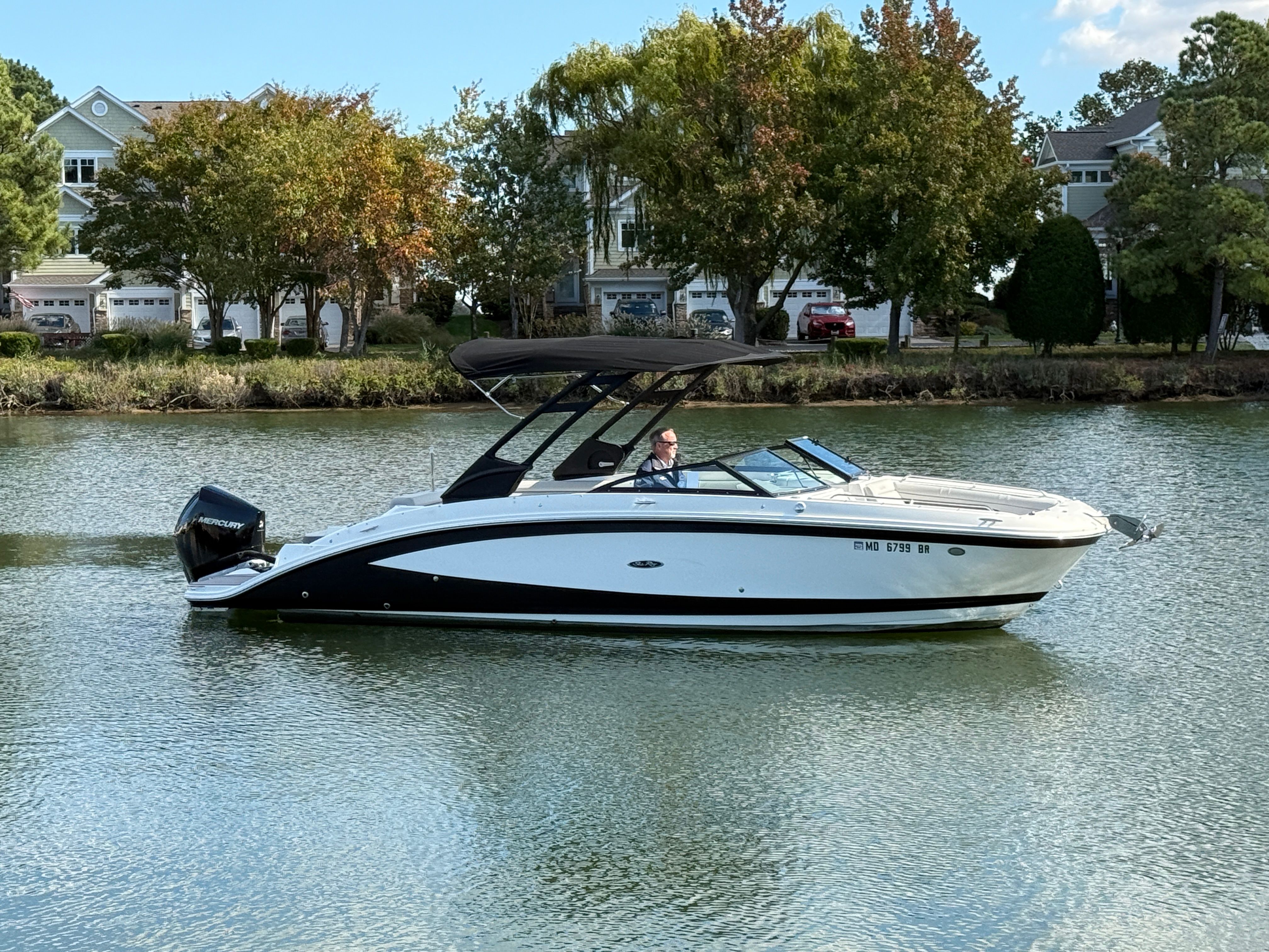 2022 Sea Ray SDX 270 Outboard Image Thumbnail #1