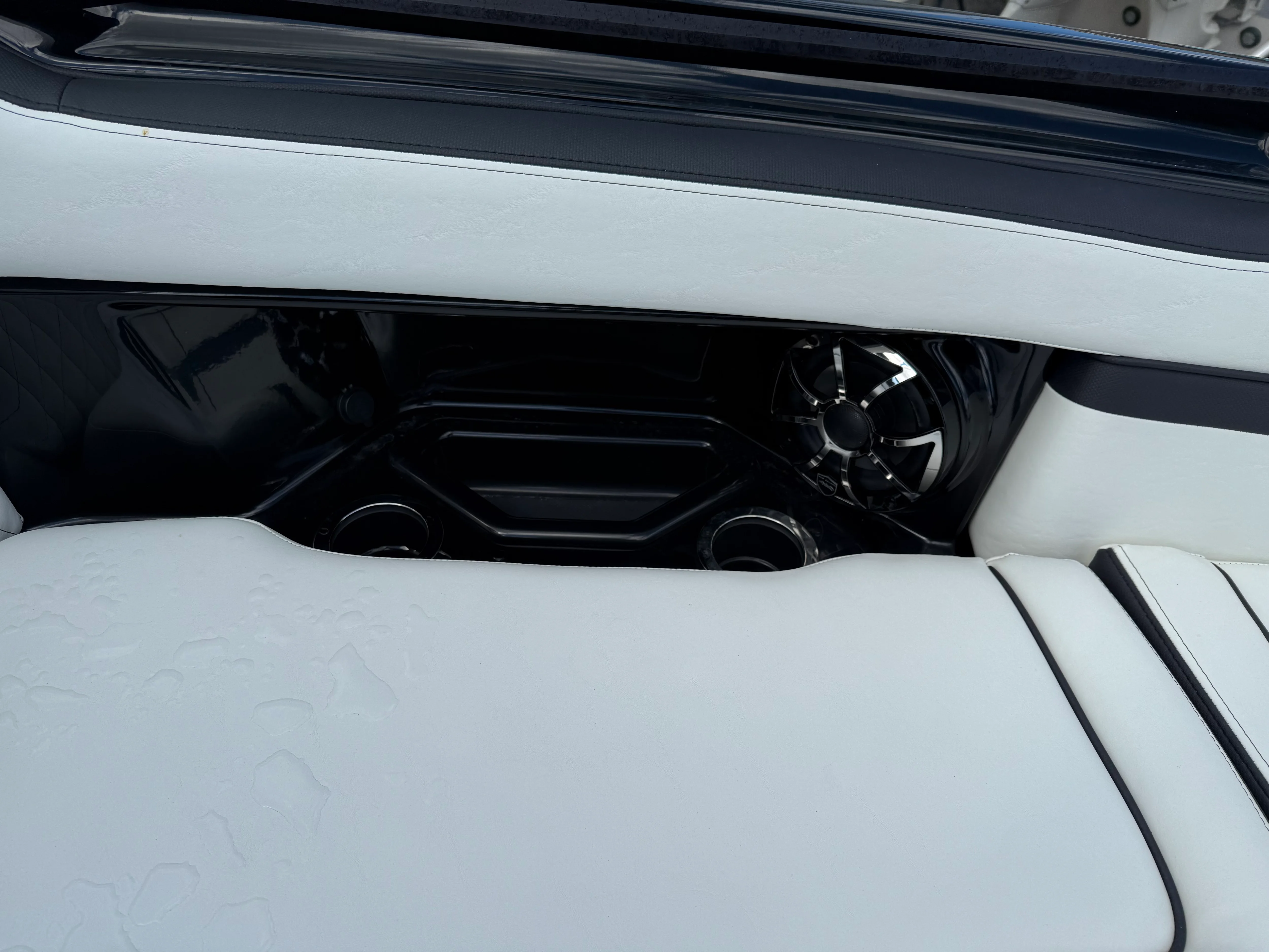 2025 Yamaha 275SD Image Thumbnail #15