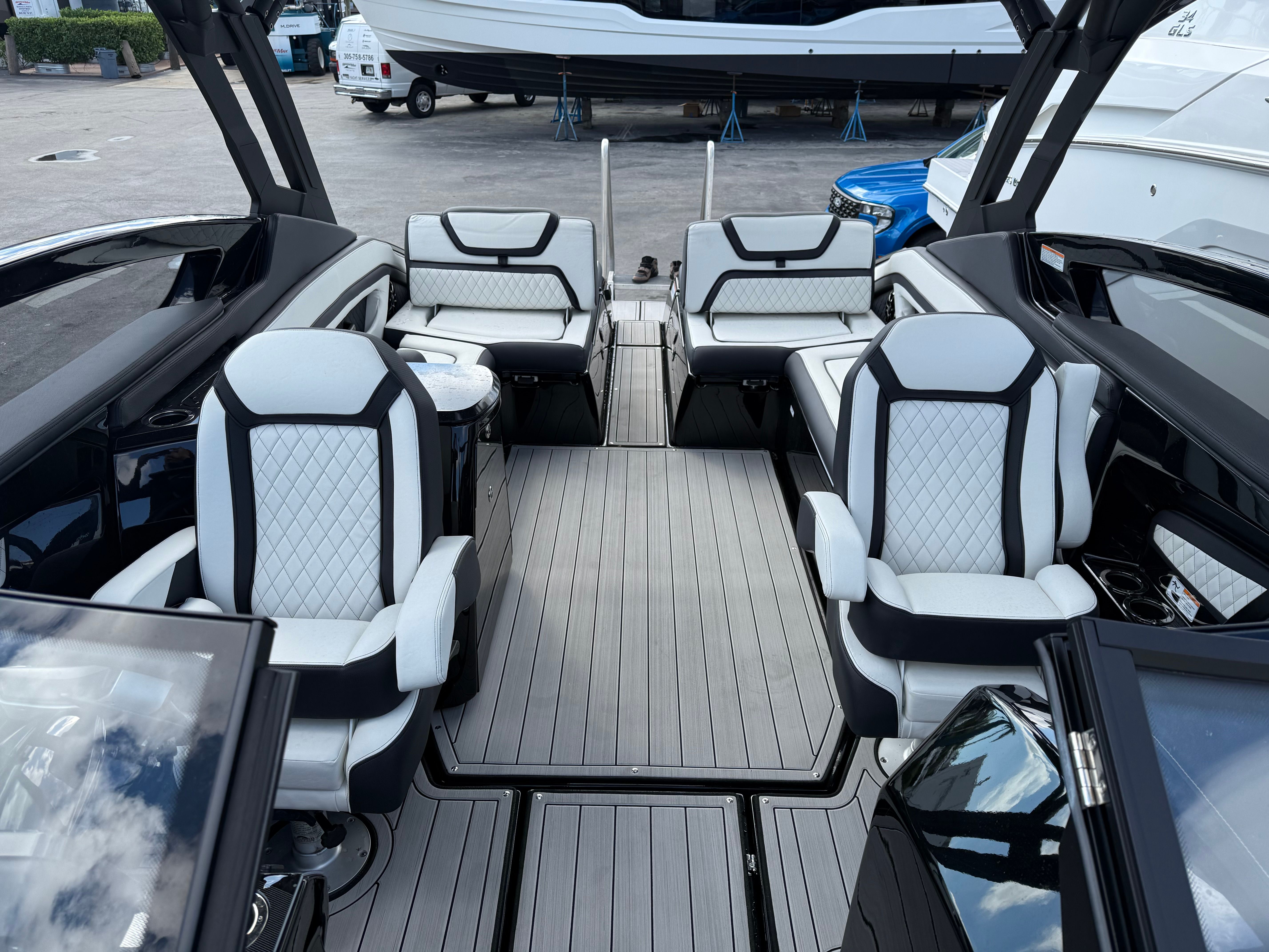 2025 Yamaha 275SD Image Thumbnail #8