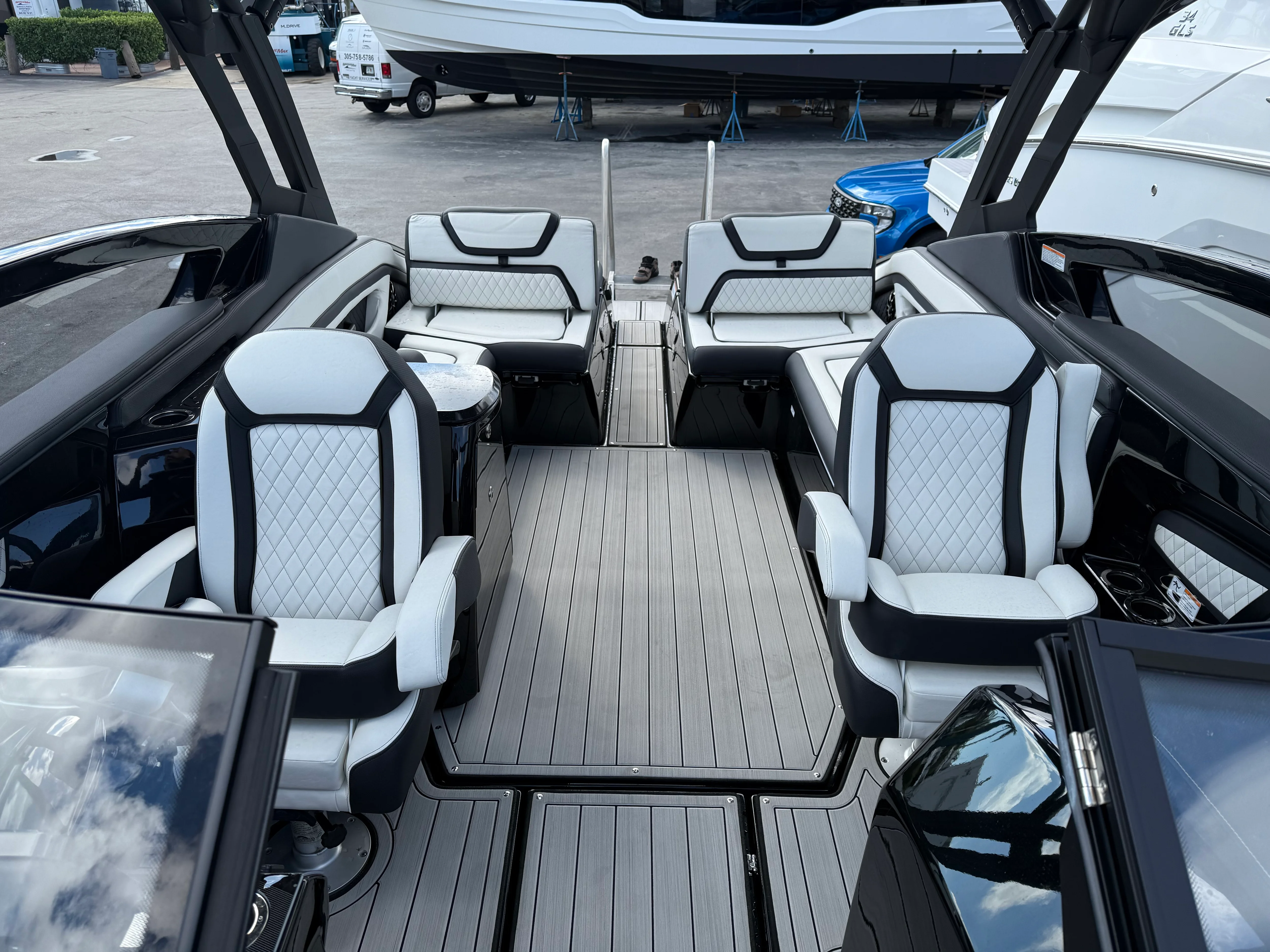 2025 Yamaha 275SD Image Thumbnail #8