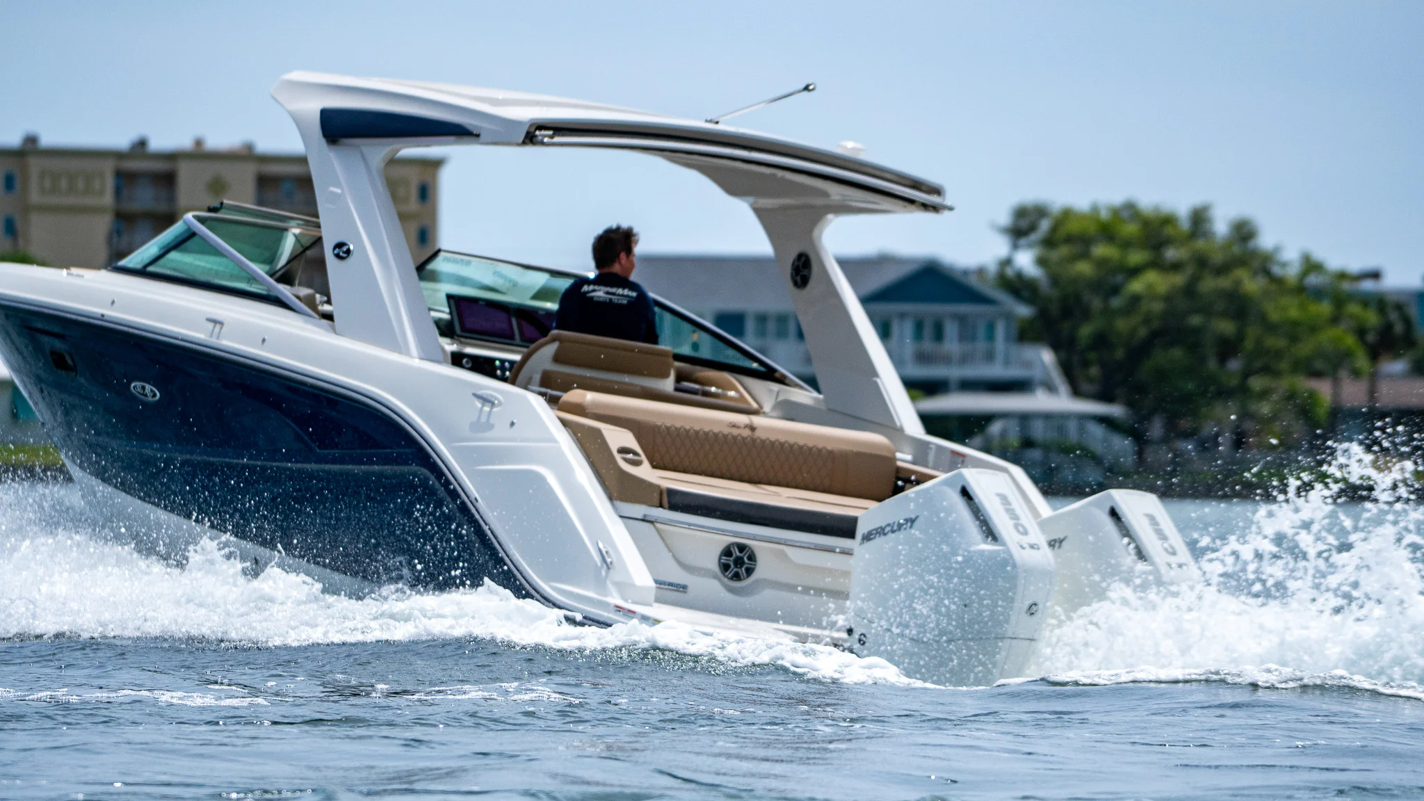 2026 Sea Ray SLX 310 Outboard Image Thumbnail #33