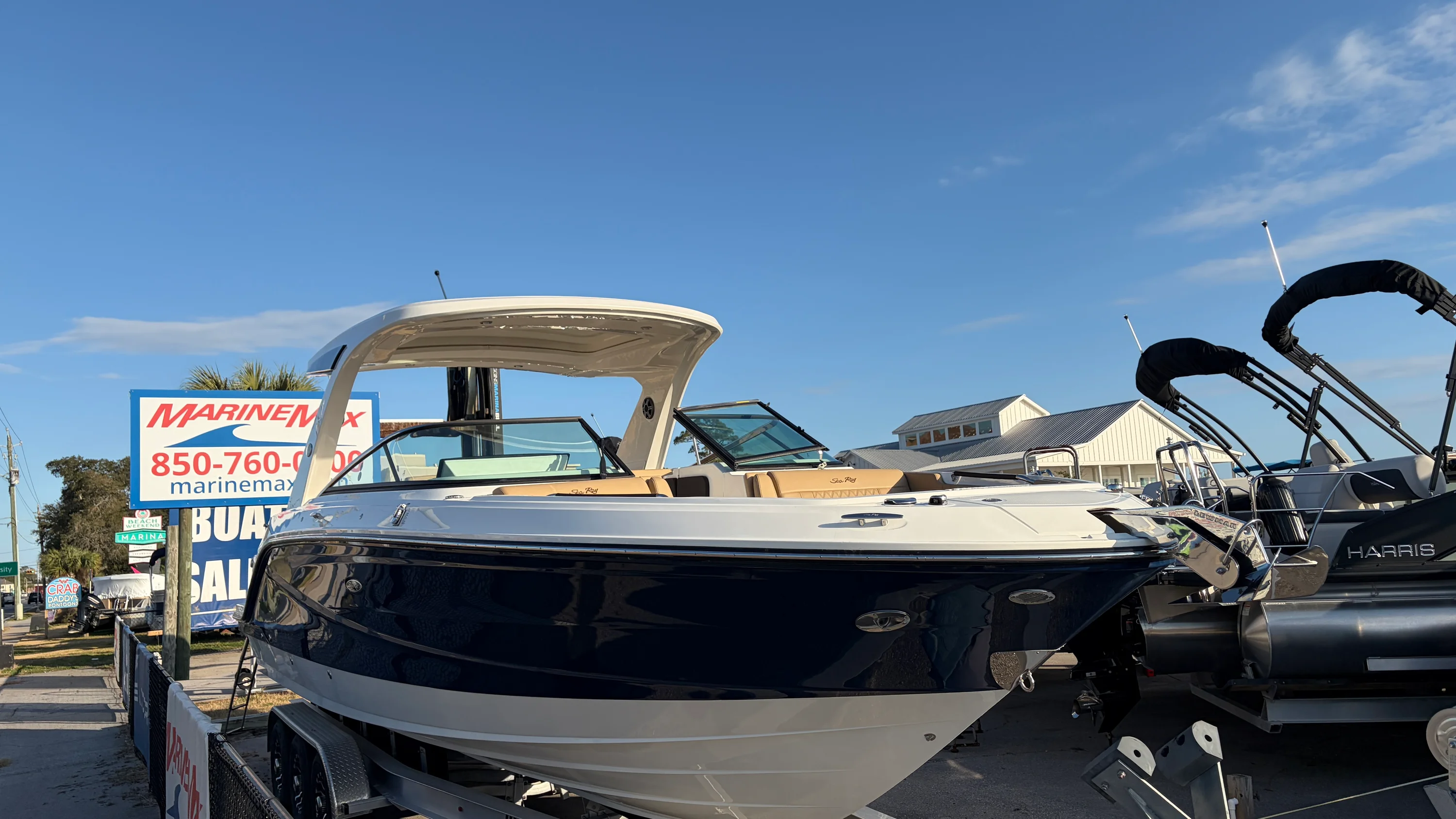 2026 Sea Ray SLX 310 Outboard Image Thumbnail #3