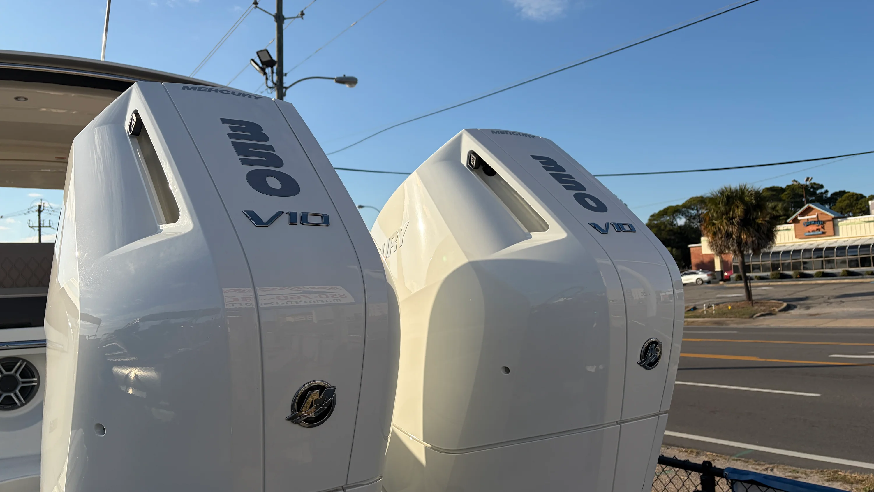 2026 Sea Ray SLX 310 Outboard Image Thumbnail #15