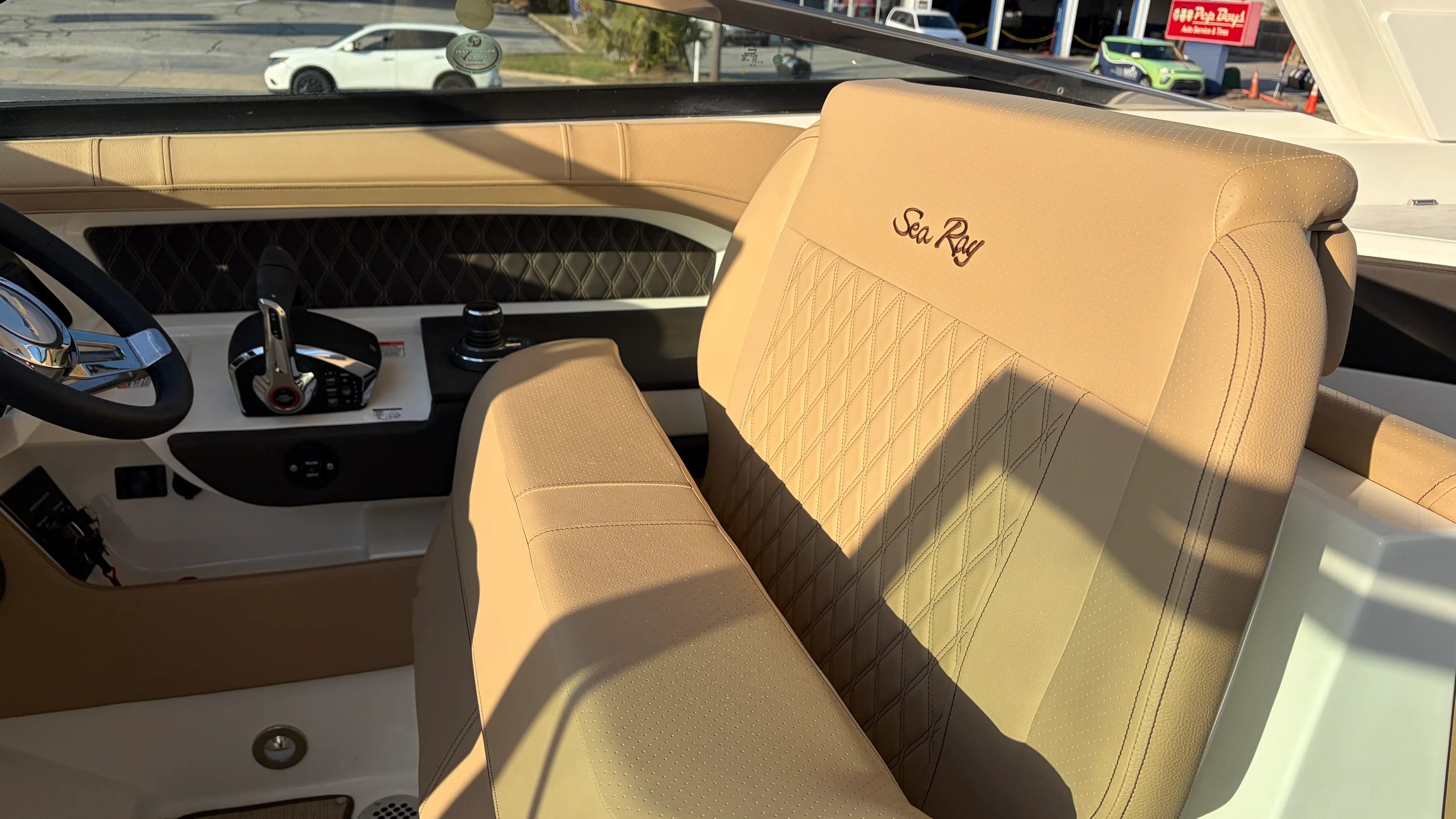 2026 Sea Ray SLX 310 Outboard Image Thumbnail #43