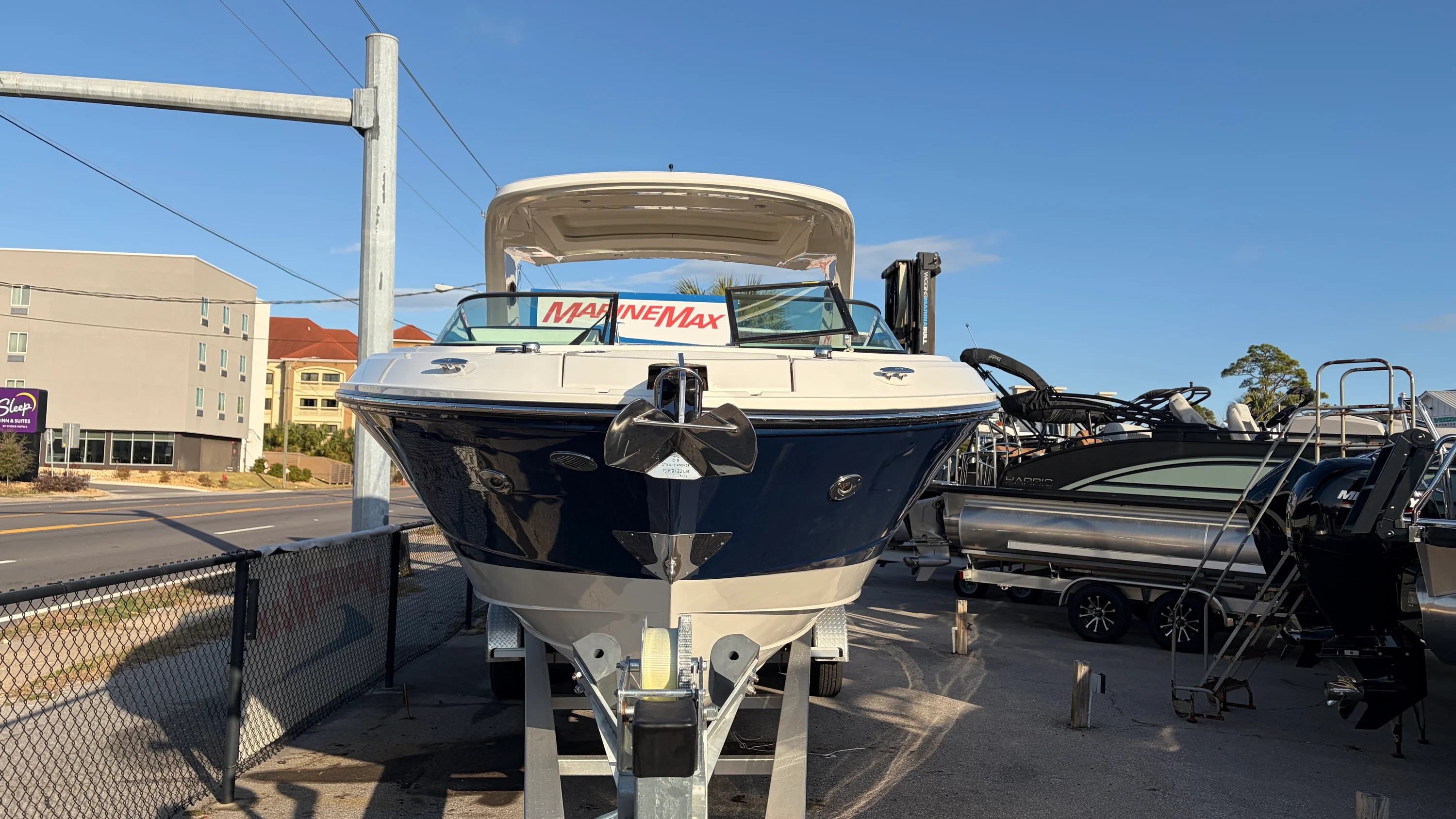 2026 Sea Ray SLX 310 Outboard Image Thumbnail #4